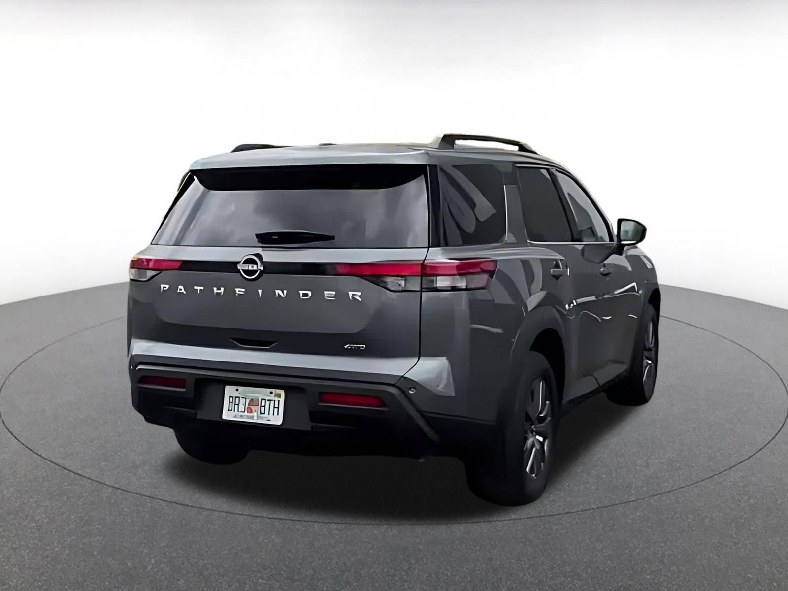 Thumbnail: 2025 Nissan Pathfinder - 15