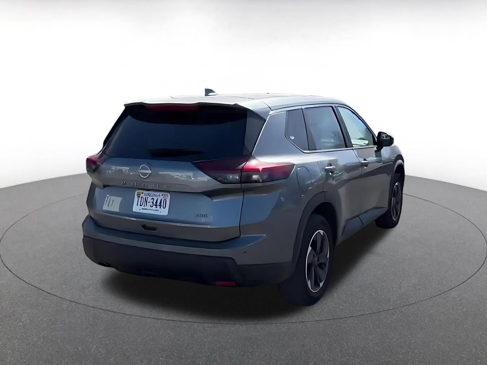 Thumbnail: 2025 Nissan Rogue - 15