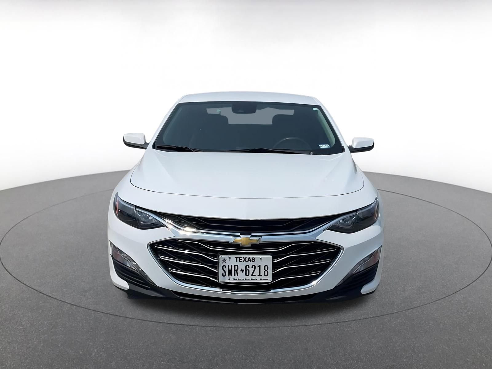 Thumbnail: 2023 Chevrolet Malibu - 5