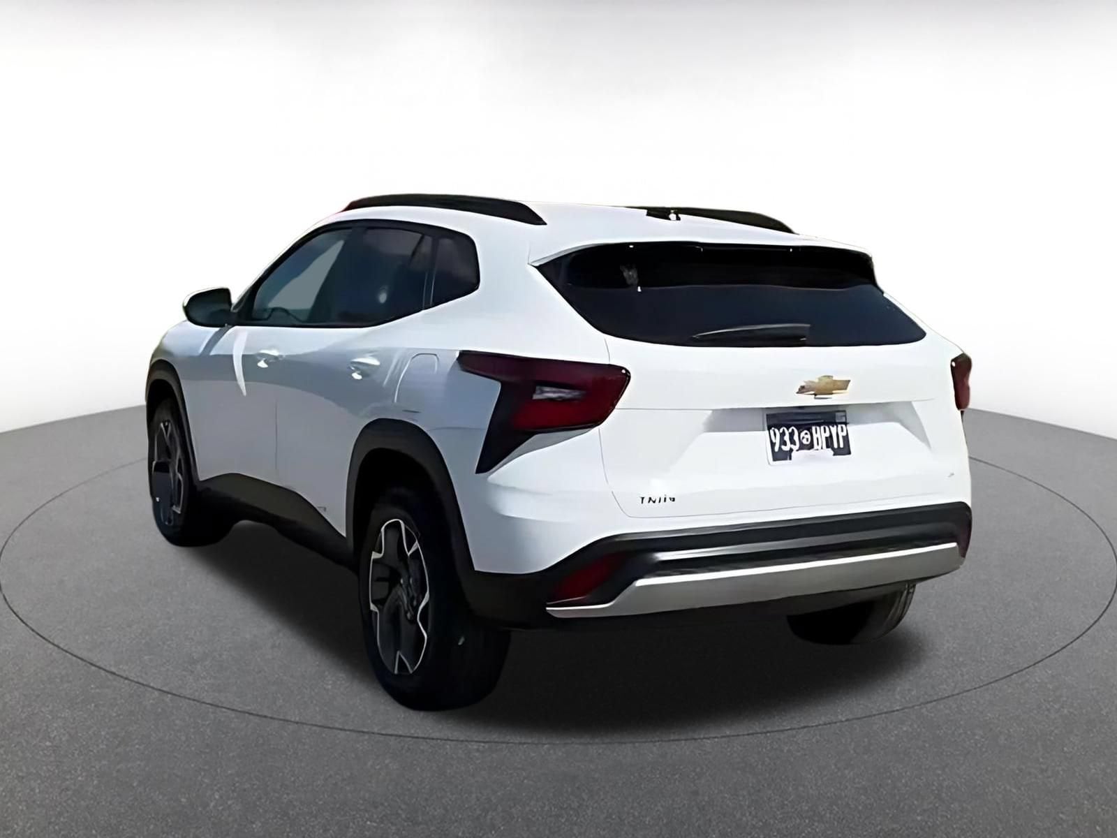 Thumbnail: 2025 Chevrolet Trax - 12