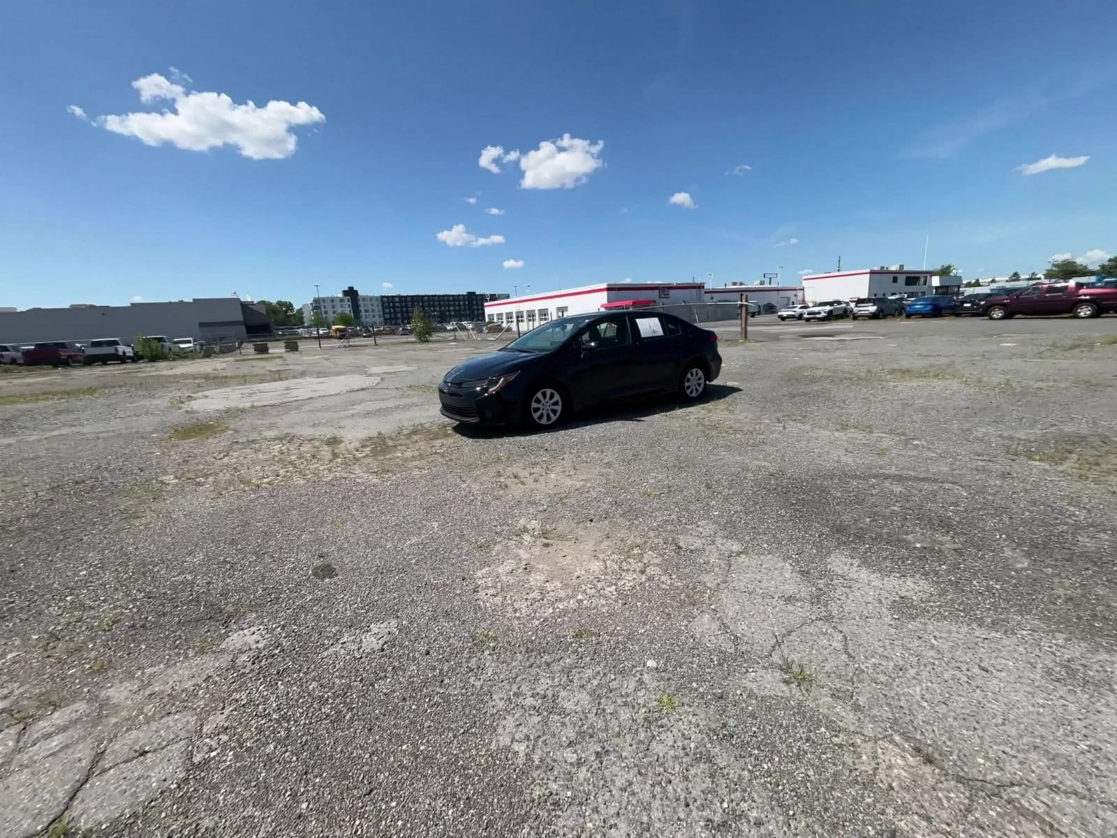 Thumbnail: 2025 Toyota Corolla - 13