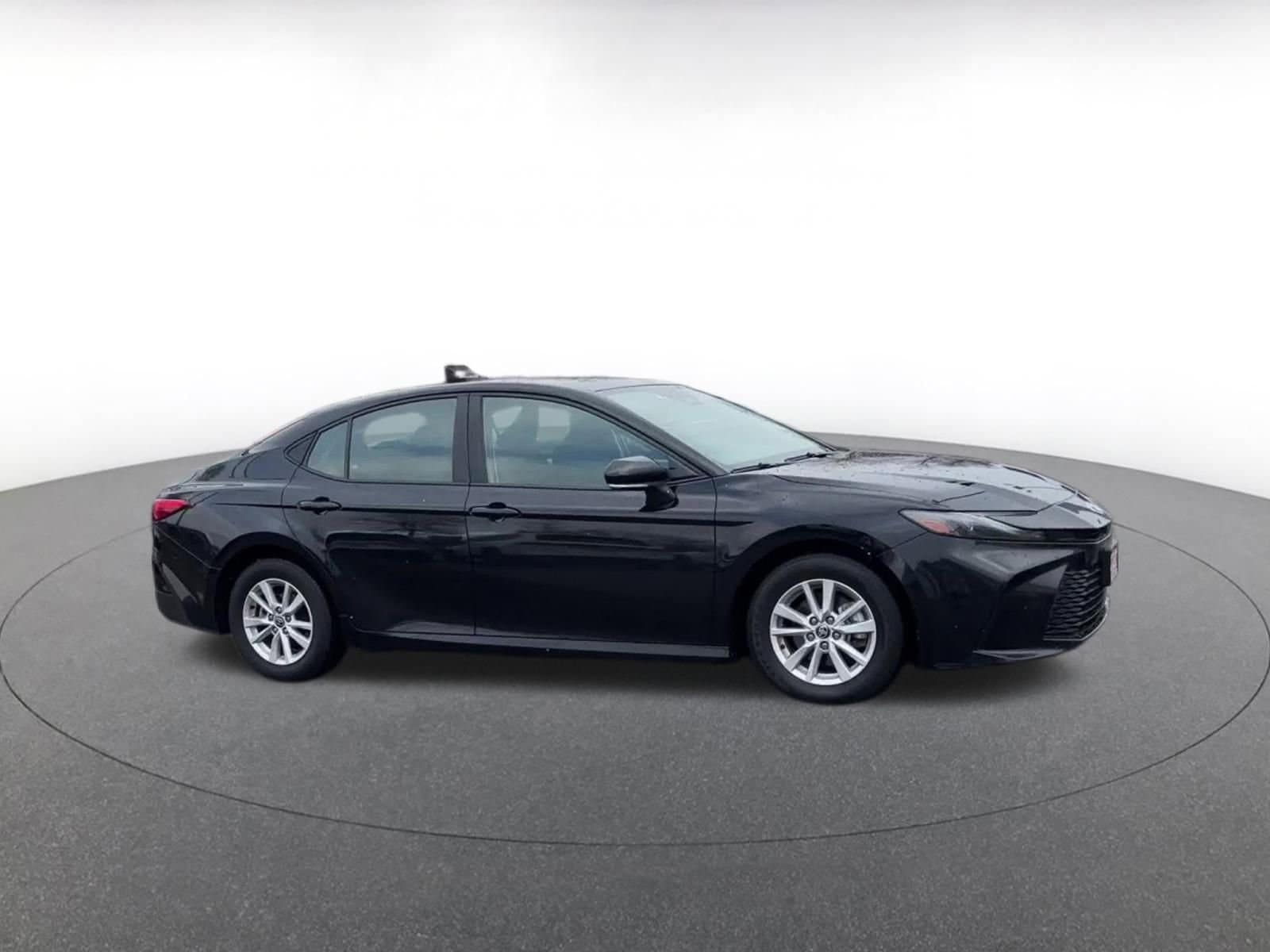 Thumbnail: 2025 Toyota Camry - 2