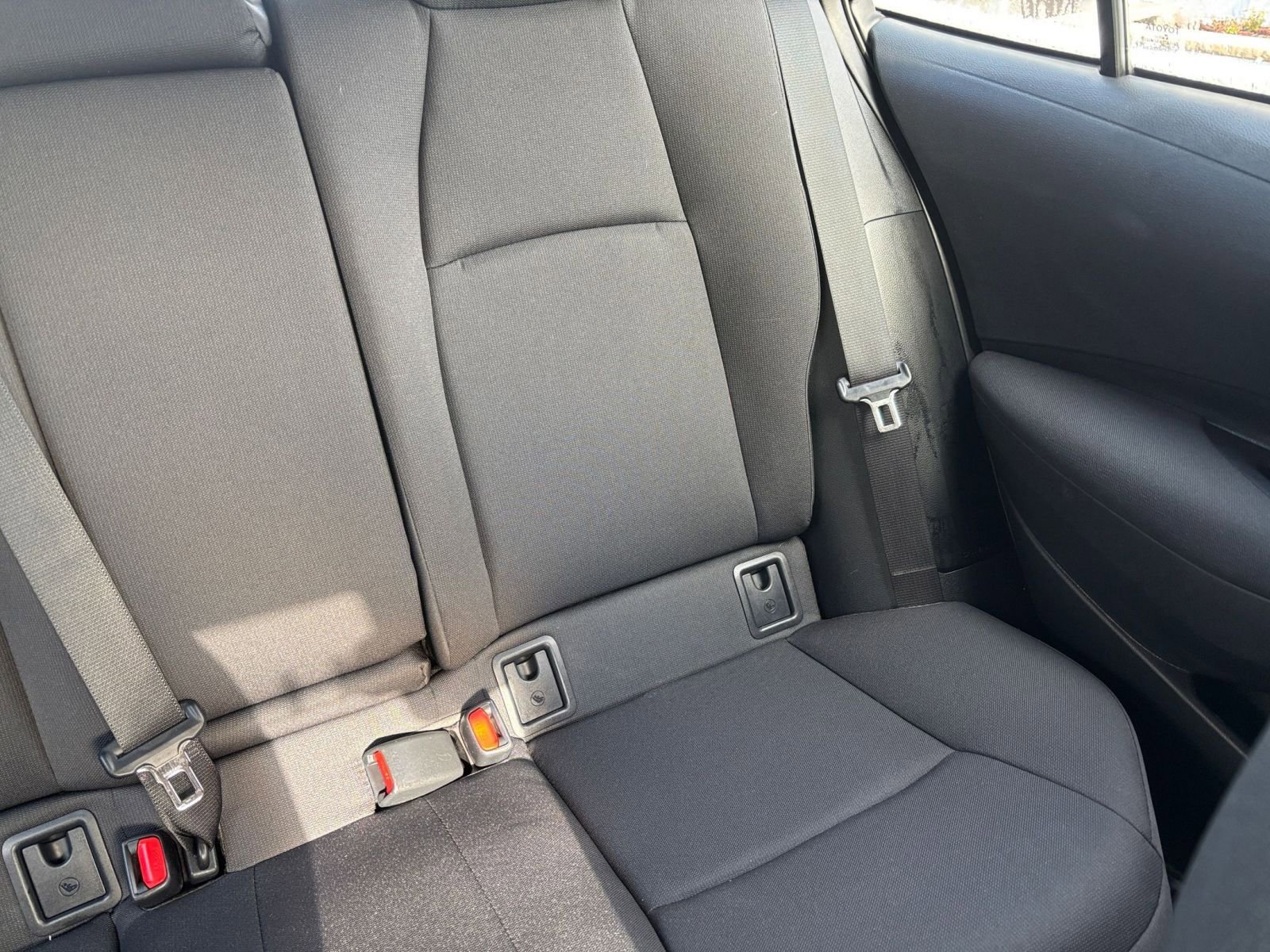 Thumbnail: 2025 Toyota Corolla - 33