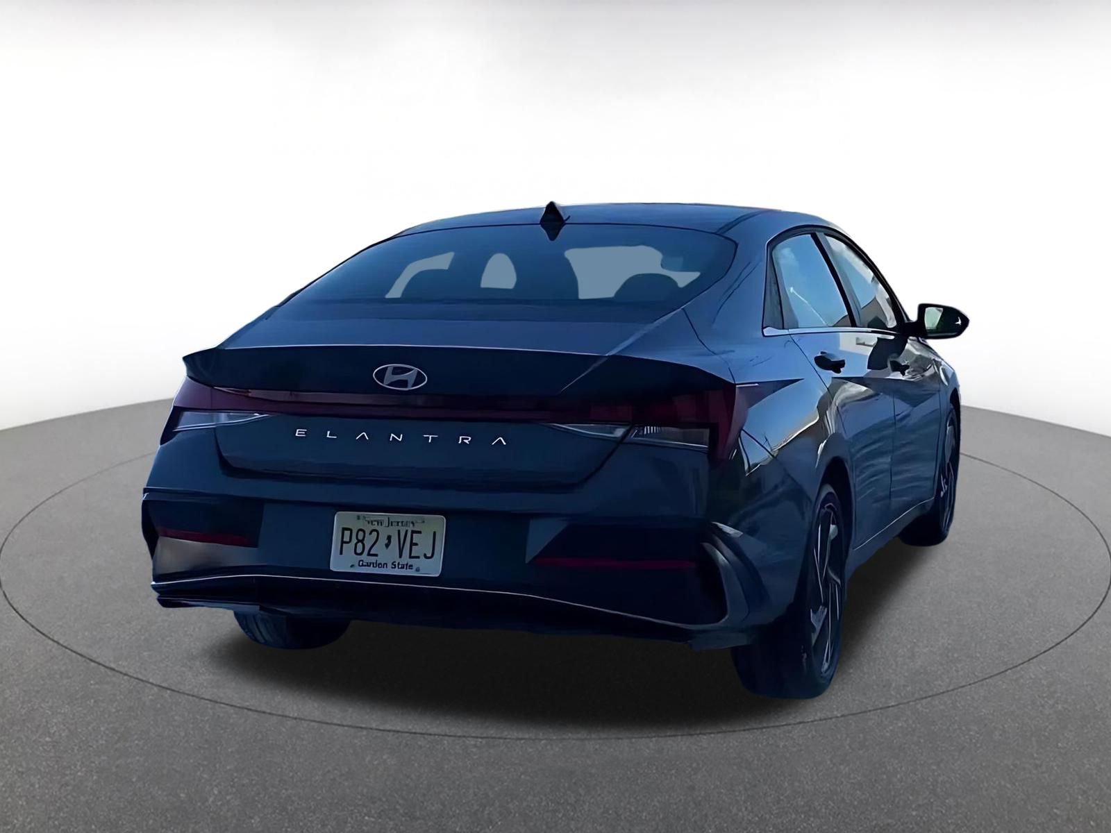Thumbnail: 2025 Hyundai Elantra - 12