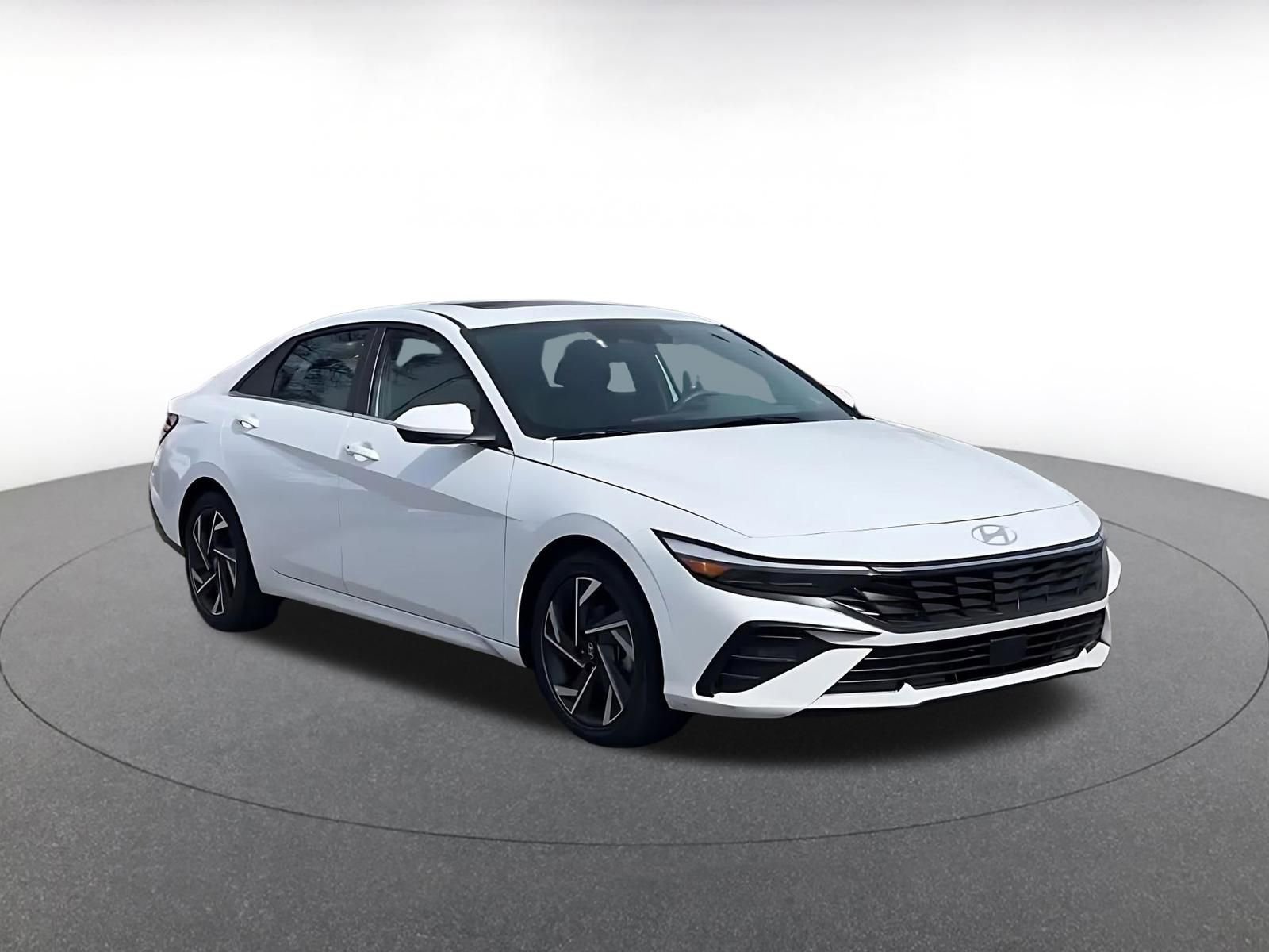 Thumbnail: 2025 Hyundai Elantra - 3