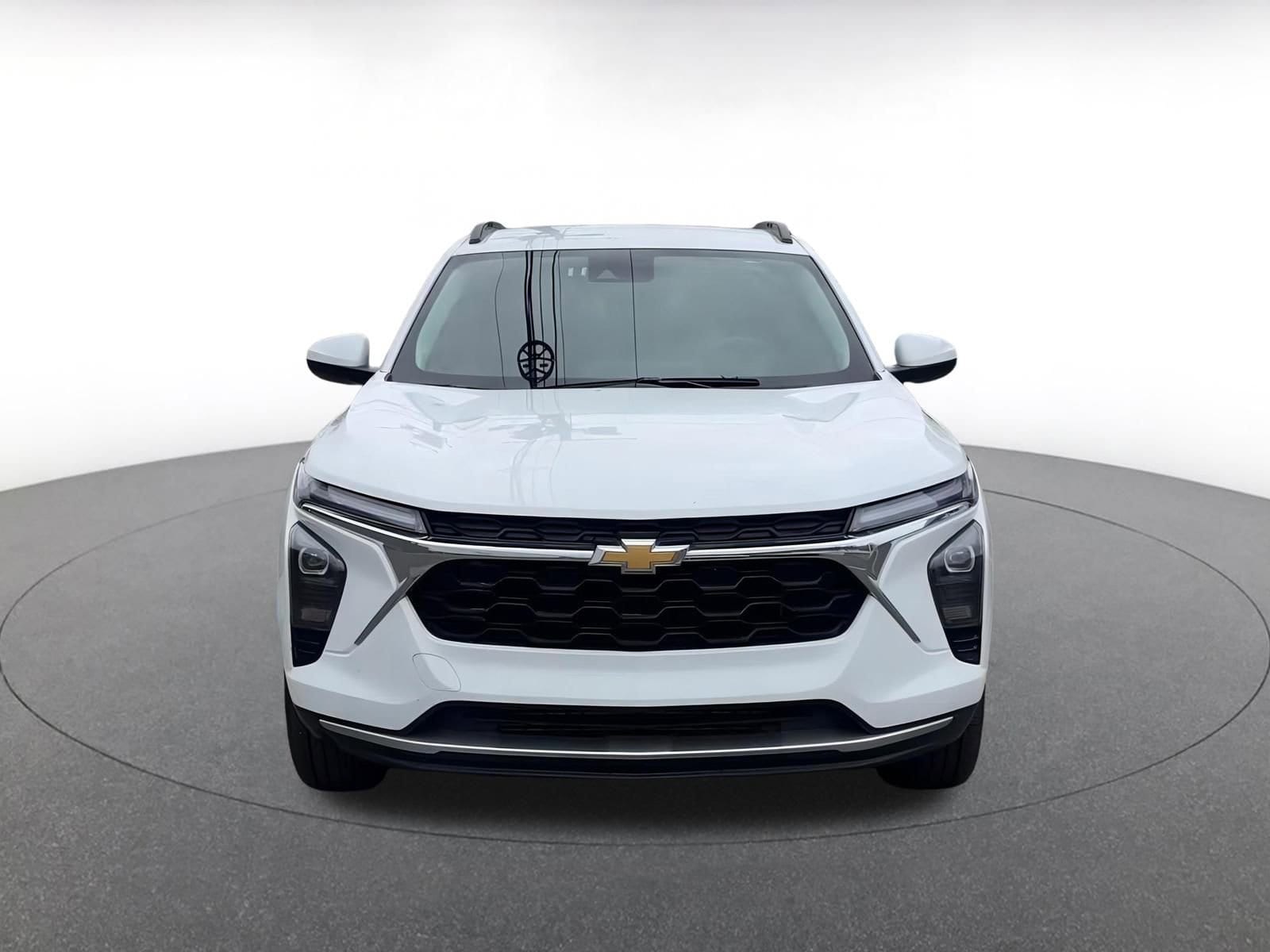 Thumbnail: 2025 Chevrolet Trax - 4