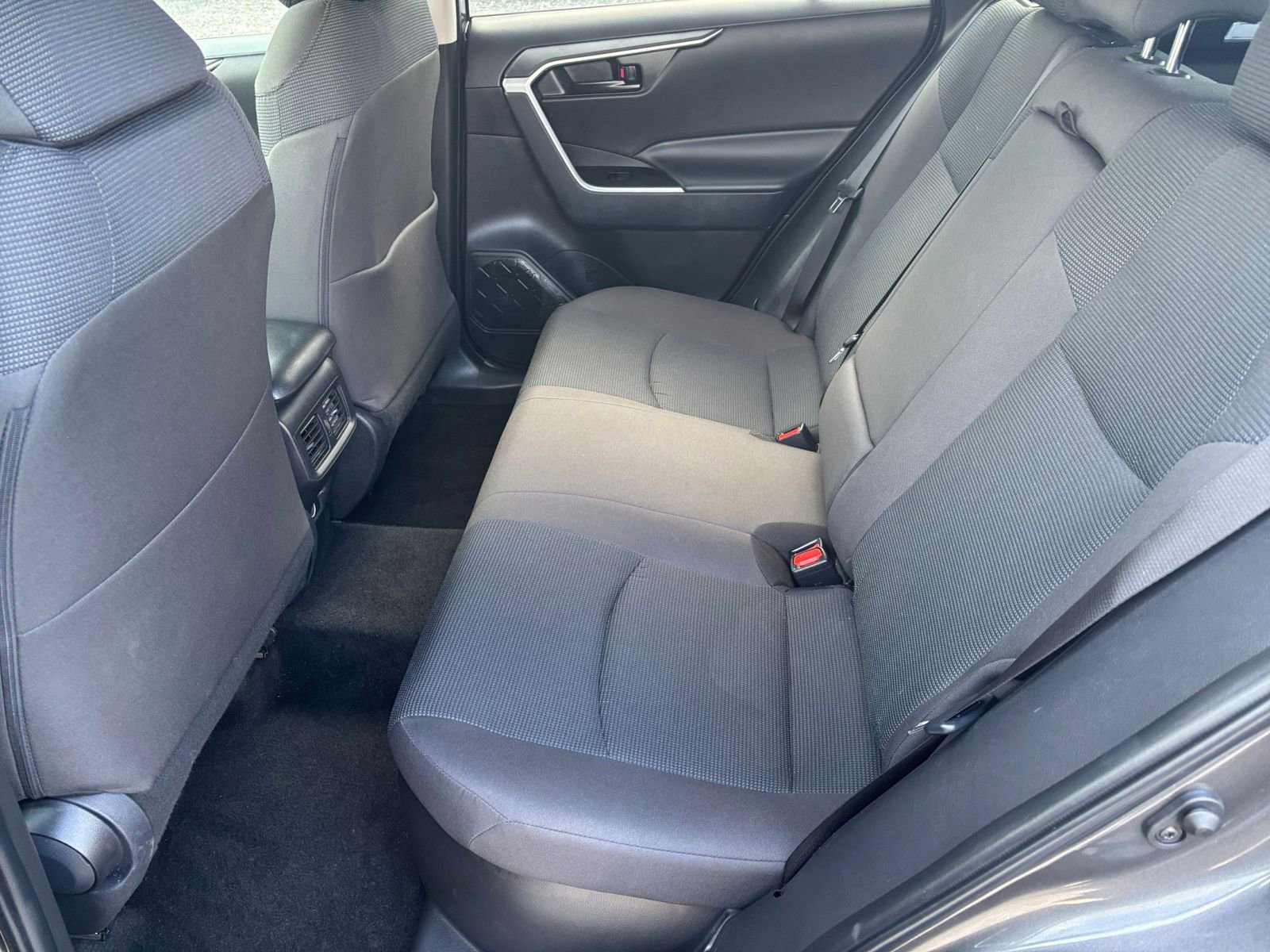 Thumbnail: 2025 Toyota RAV4 - 22