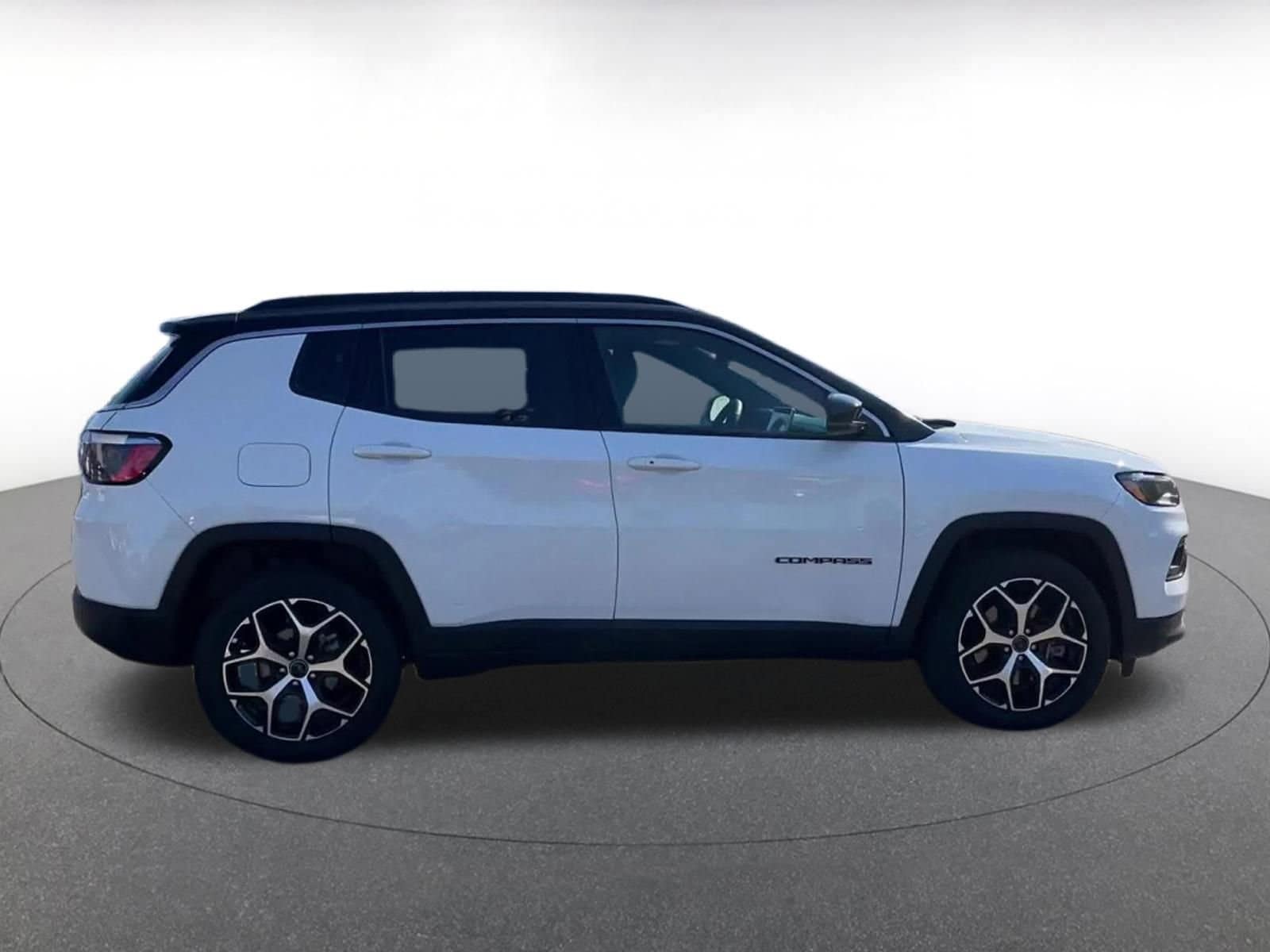 Thumbnail: 2025 Jeep Compass - 15