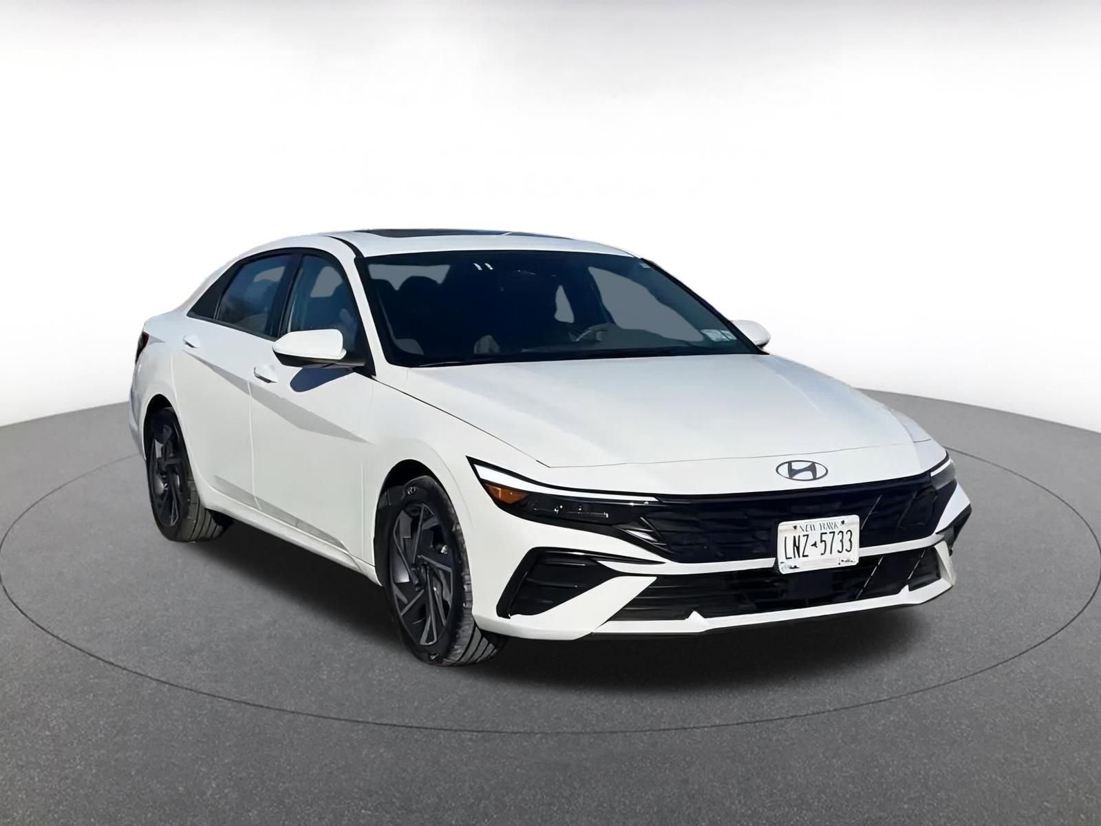 Thumbnail: 2025 Hyundai Elantra - 3