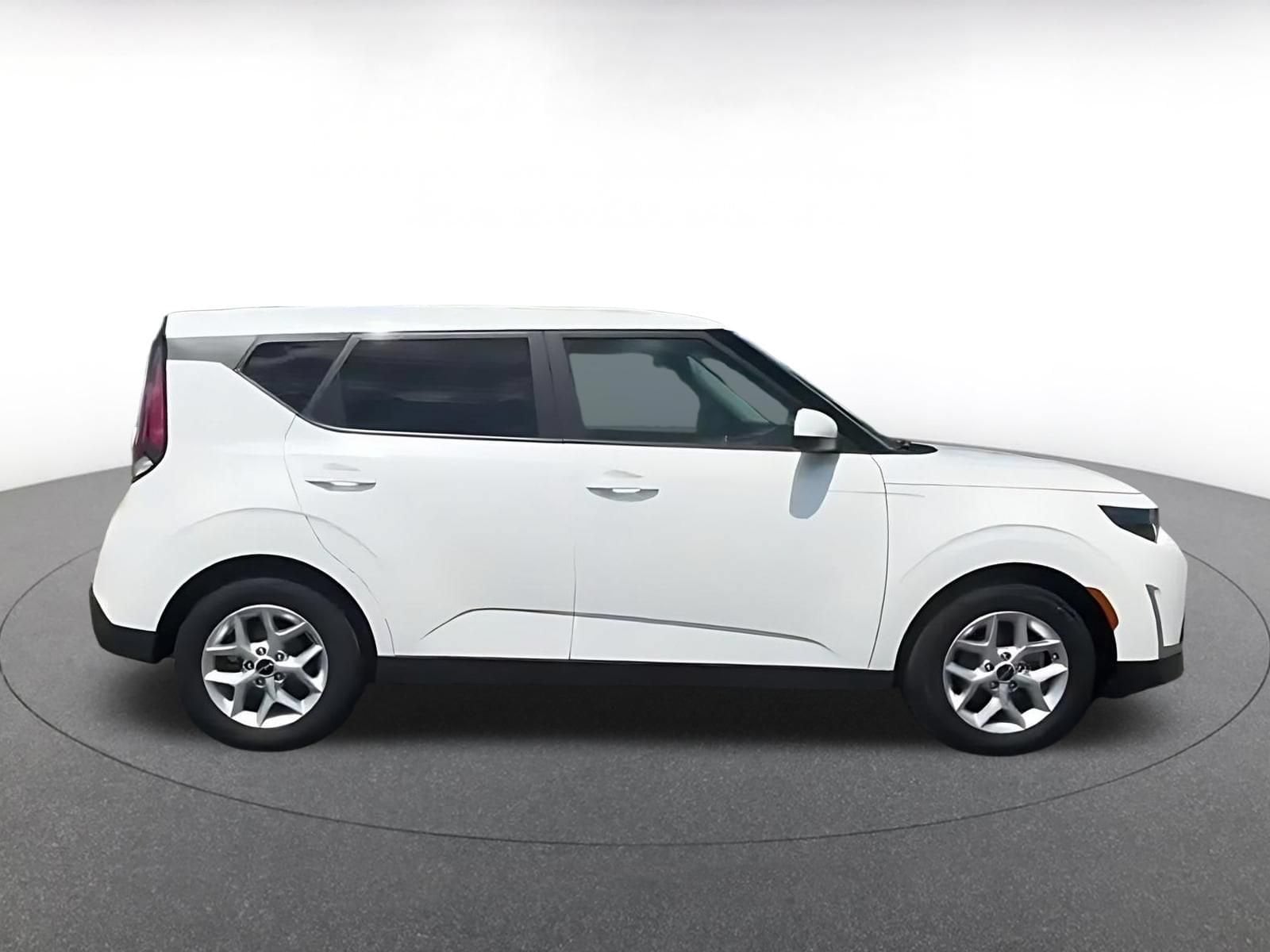 Thumbnail: 2025 Kia Soul - 14
