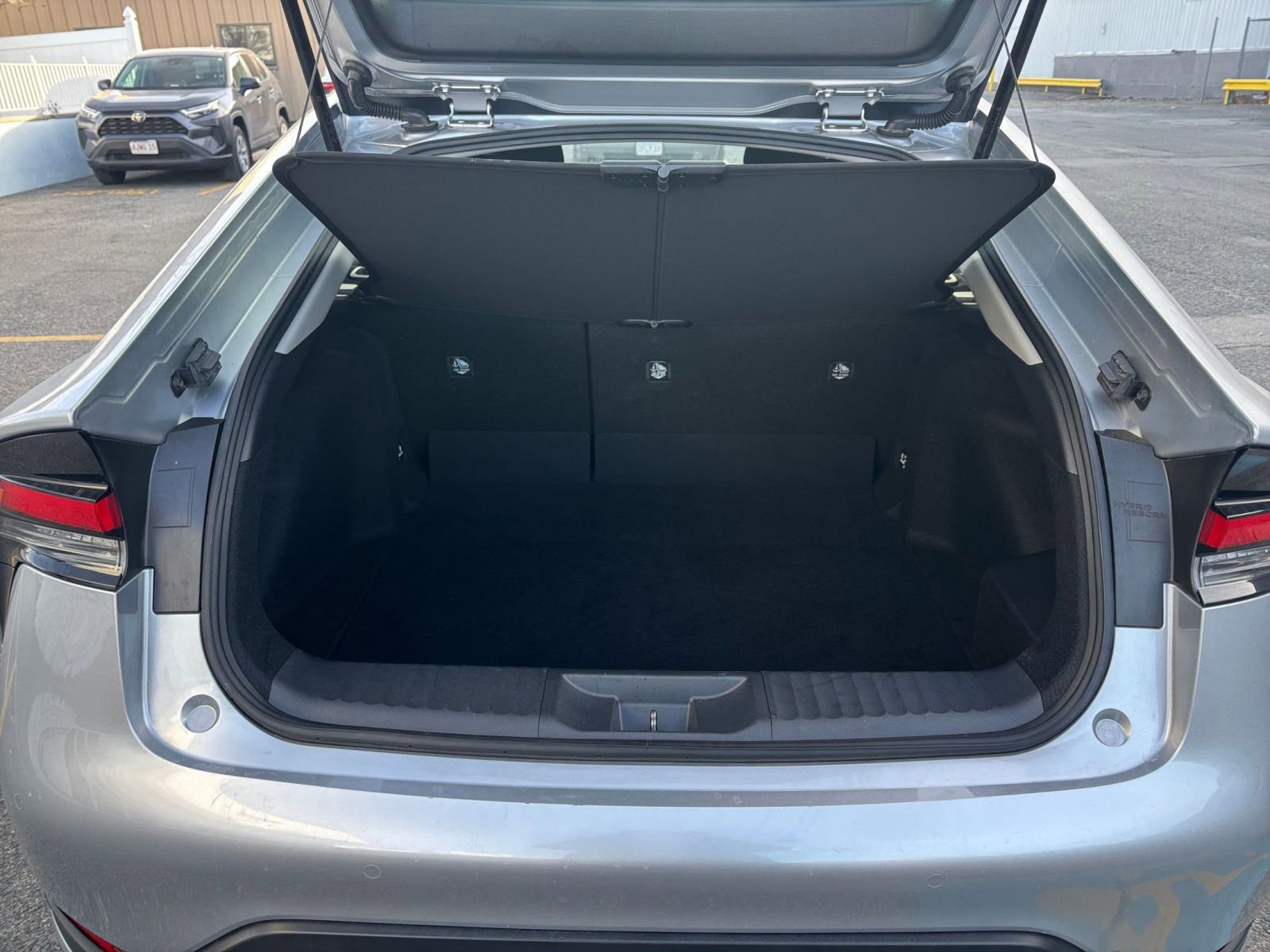 Thumbnail: 2025 Toyota Prius - 27