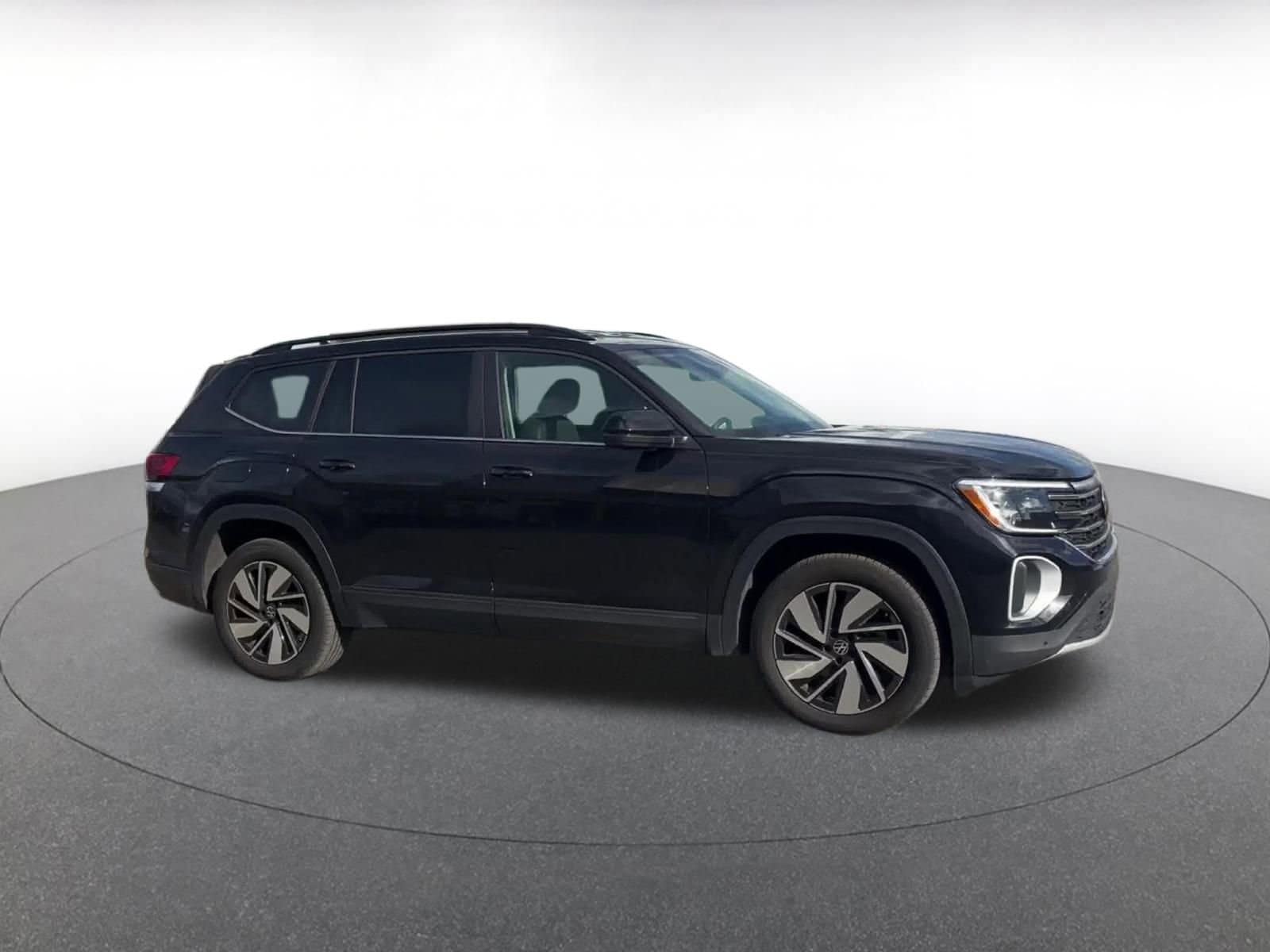 Thumbnail: 2025 Volkswagen Atlas - 2