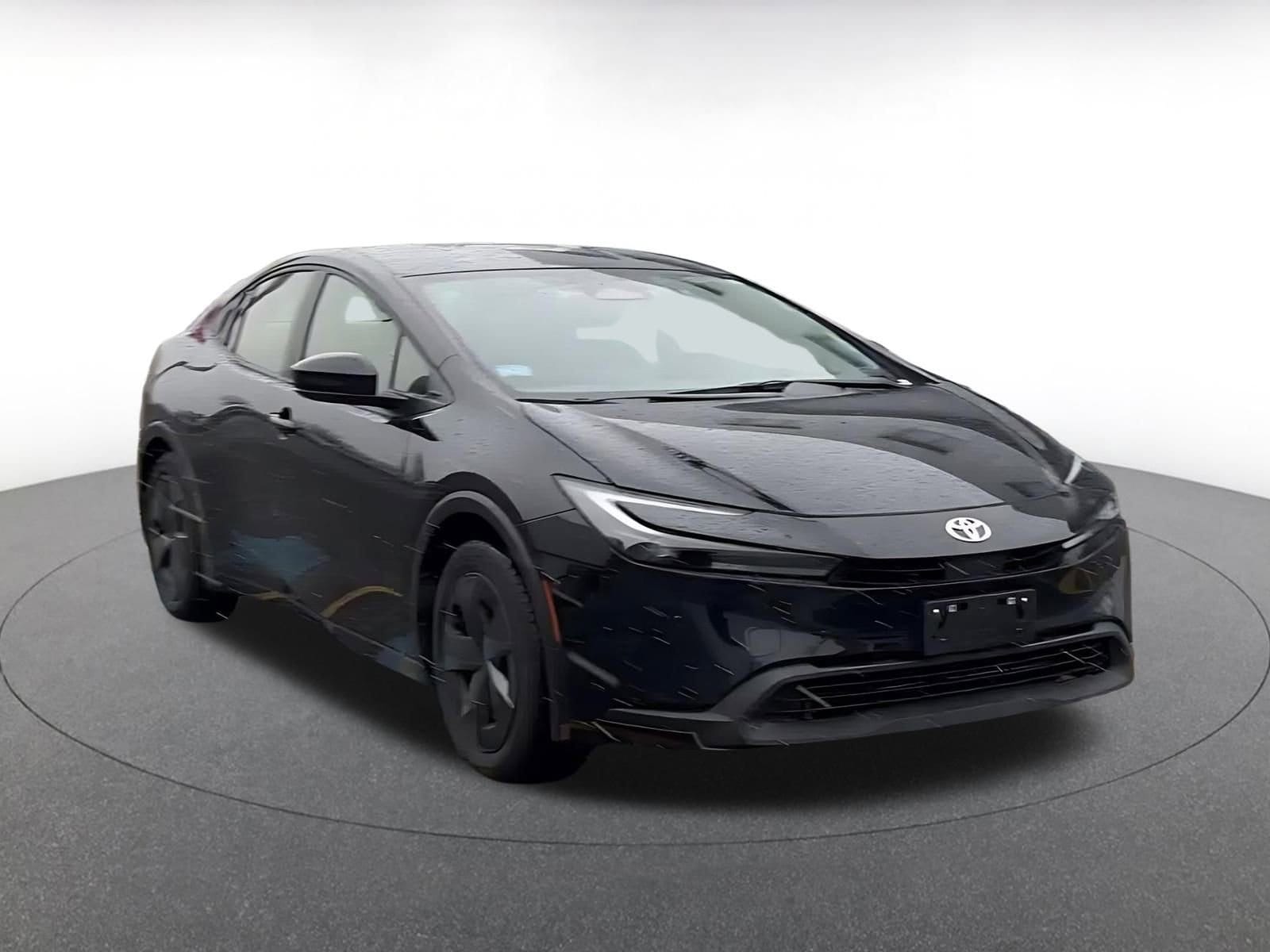 Thumbnail: 2025 Toyota Prius - 3