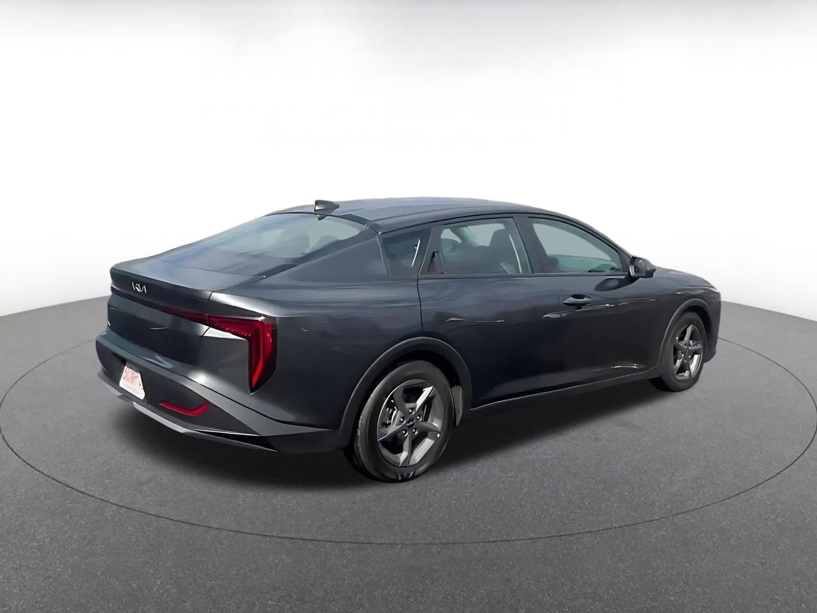 Thumbnail: 2025 Kia K4 - 12