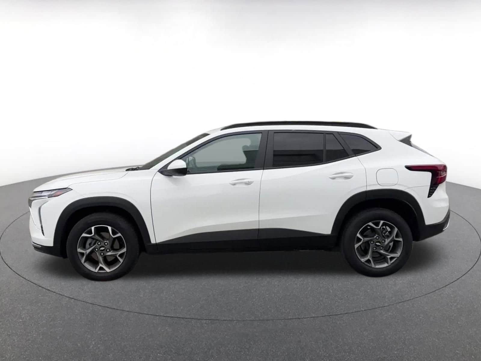 Thumbnail: 2025 Chevrolet Trax - 9