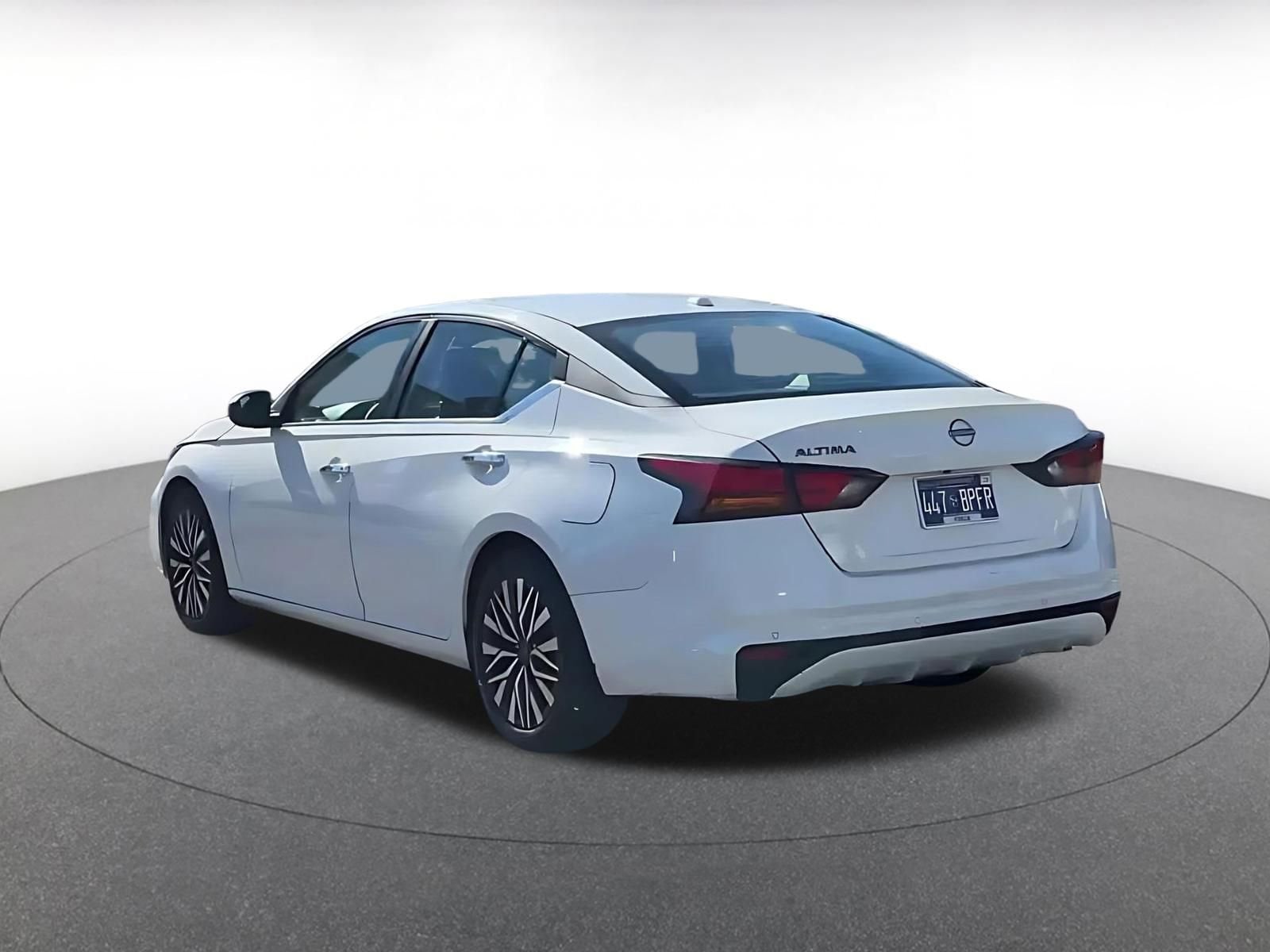 Thumbnail: 2025 Nissan Altima - 11