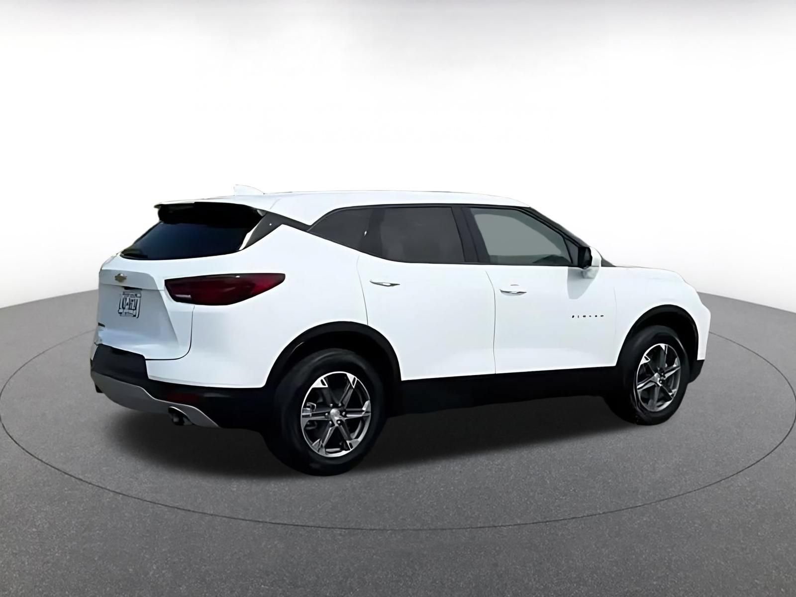 Thumbnail: 2025 Chevrolet Blazer - 10