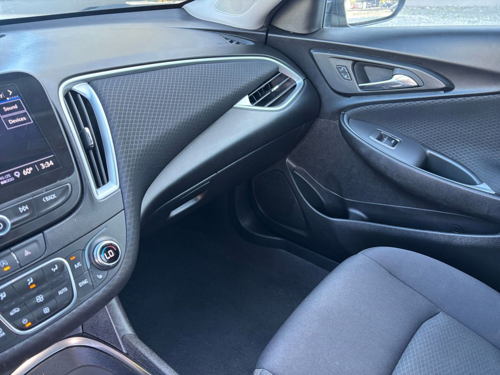 Thumbnail: 2024 Chevrolet Malibu - 30