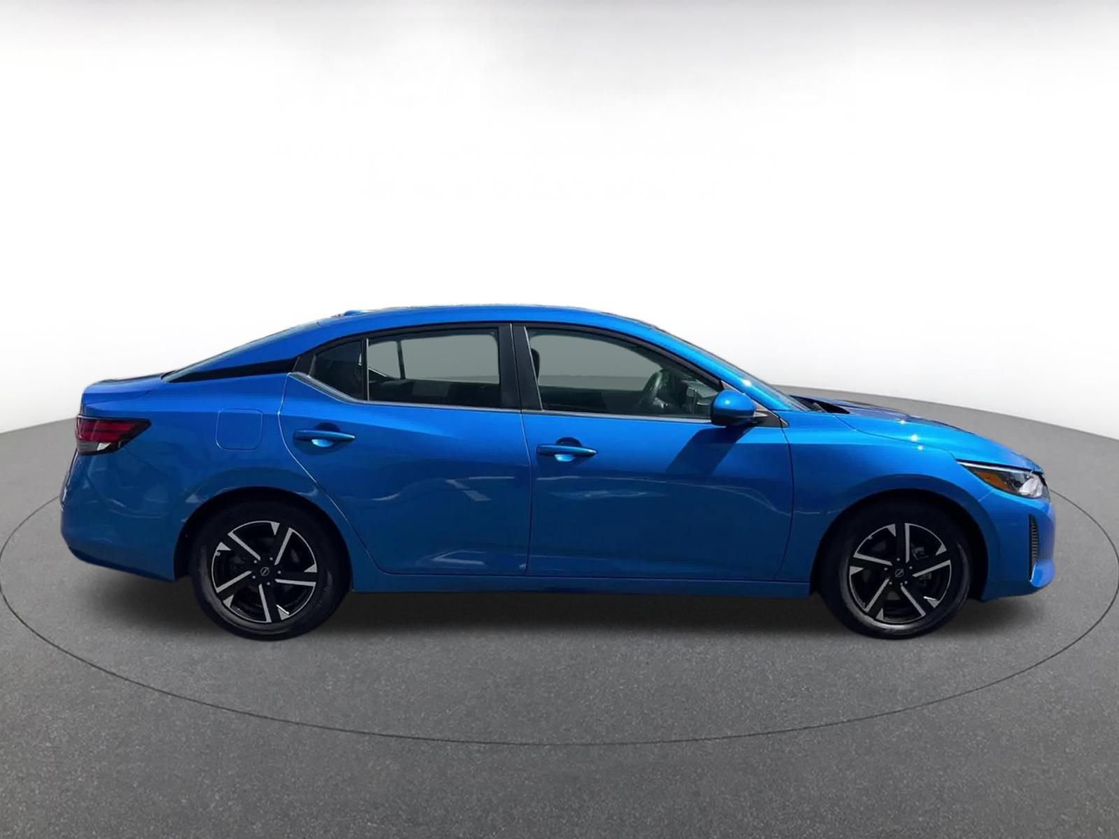 Thumbnail: 2025 Nissan Sentra - 15