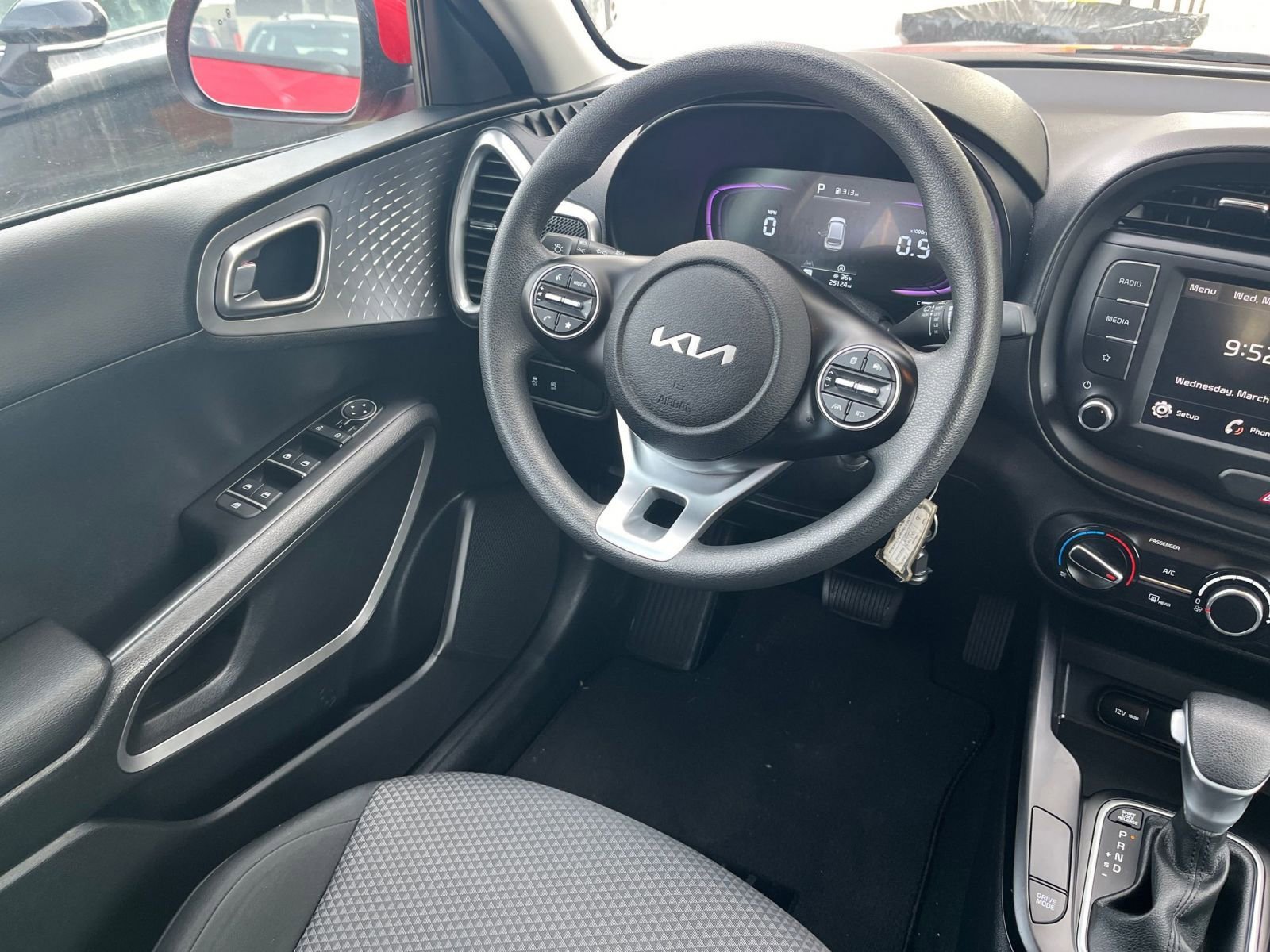 Thumbnail: 2025 Kia Soul - 31