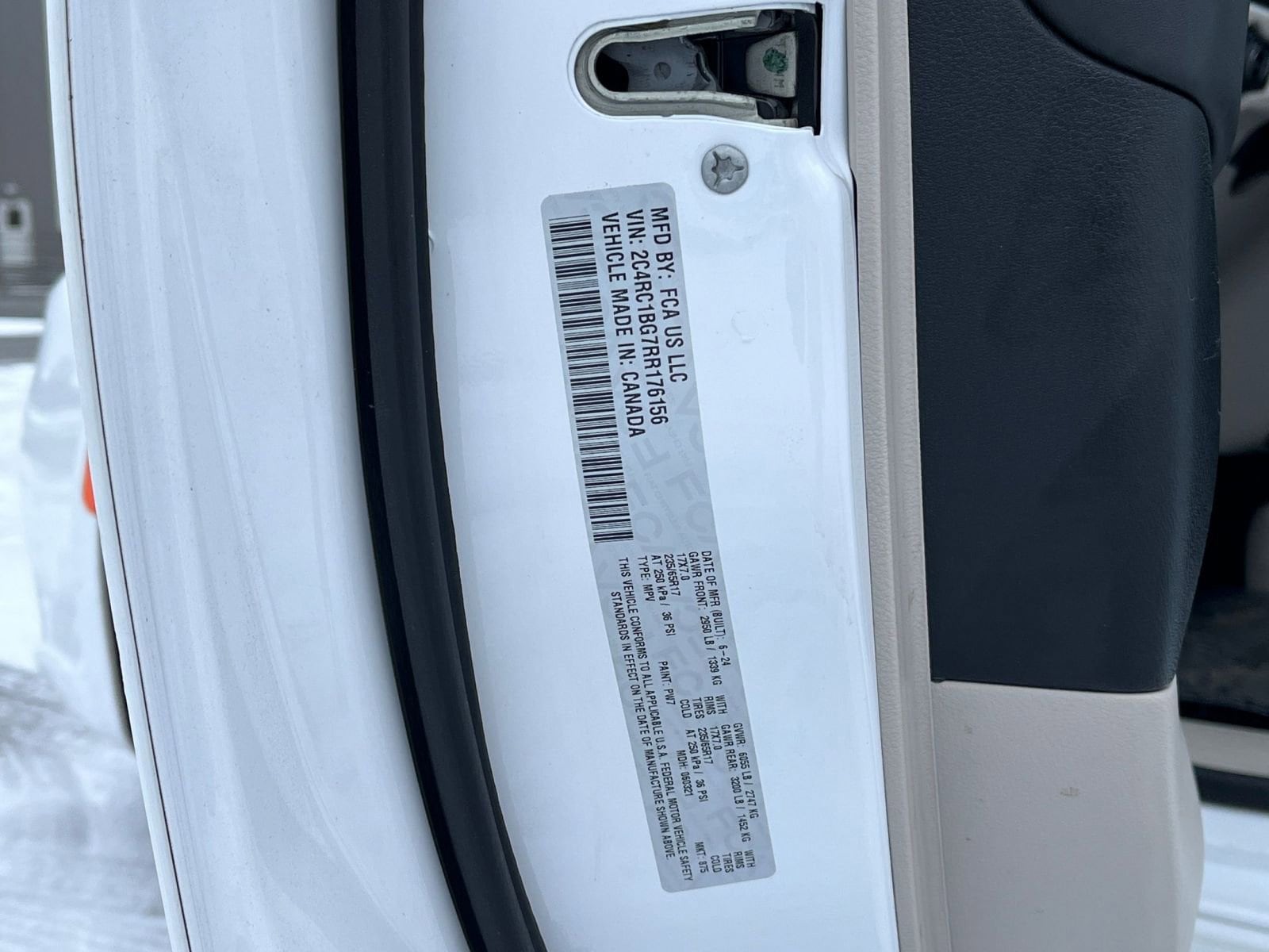 Thumbnail: 2024 Chrysler Pacifica - 28