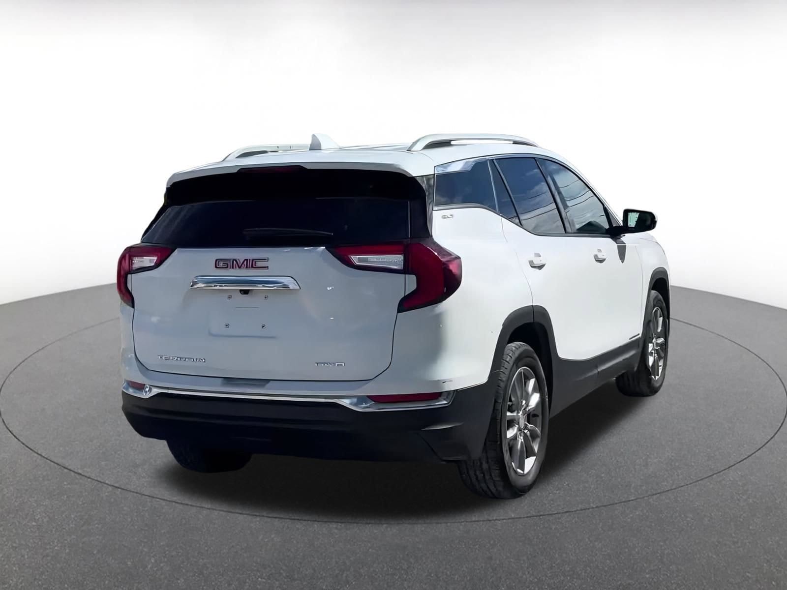 Thumbnail: 2024 GMC Terrain - 14