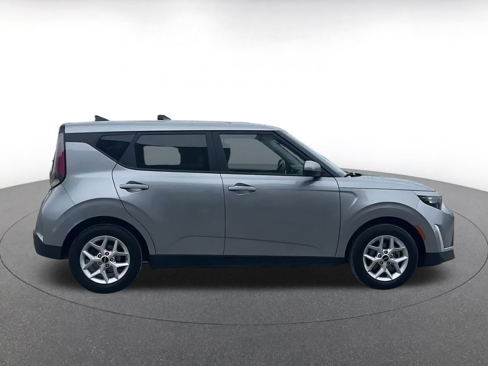 Thumbnail: 2024 Kia Soul - 16