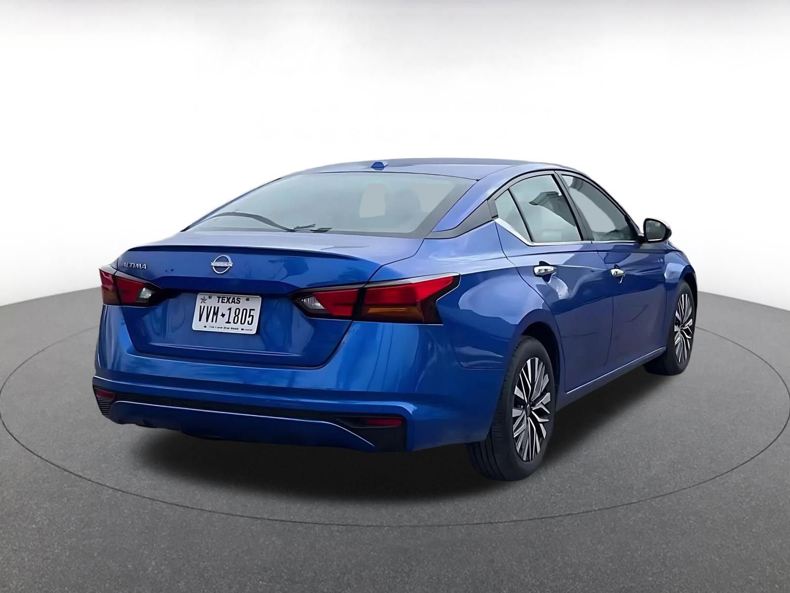 Thumbnail: 2025 Nissan Altima - 14