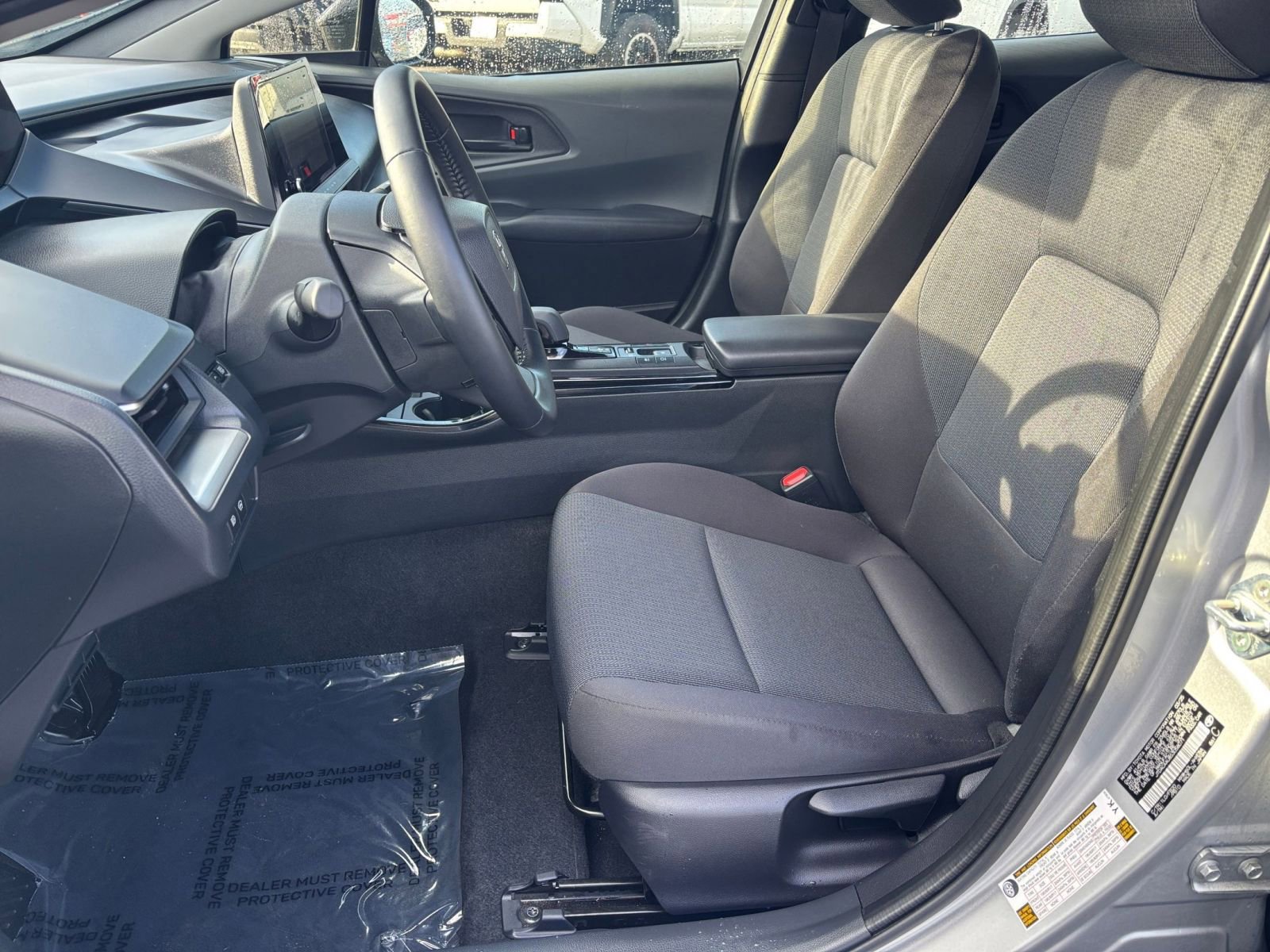 Thumbnail: 2025 Toyota Prius - 32