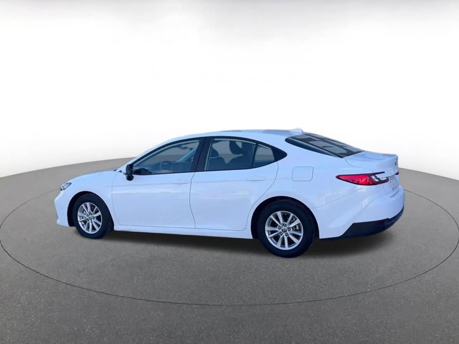 Thumbnail: 2025 Toyota Camry - 10