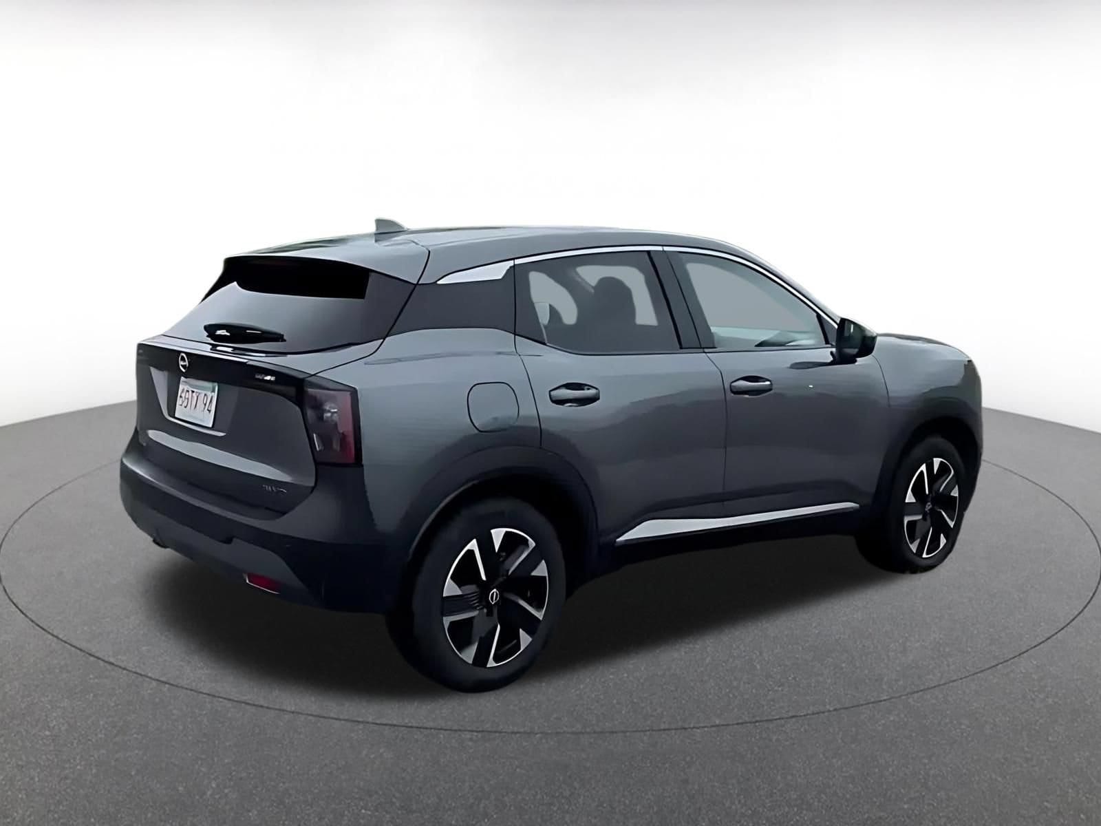 Thumbnail: 2025 Nissan Kicks - 14