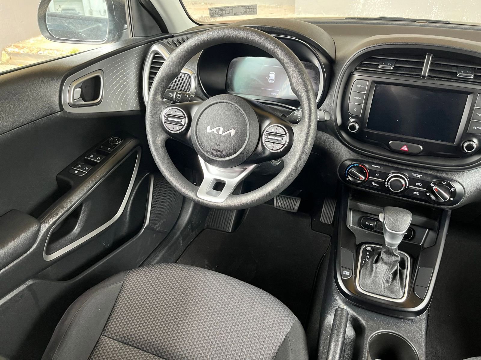 Thumbnail: 2024 Kia Soul - 30
