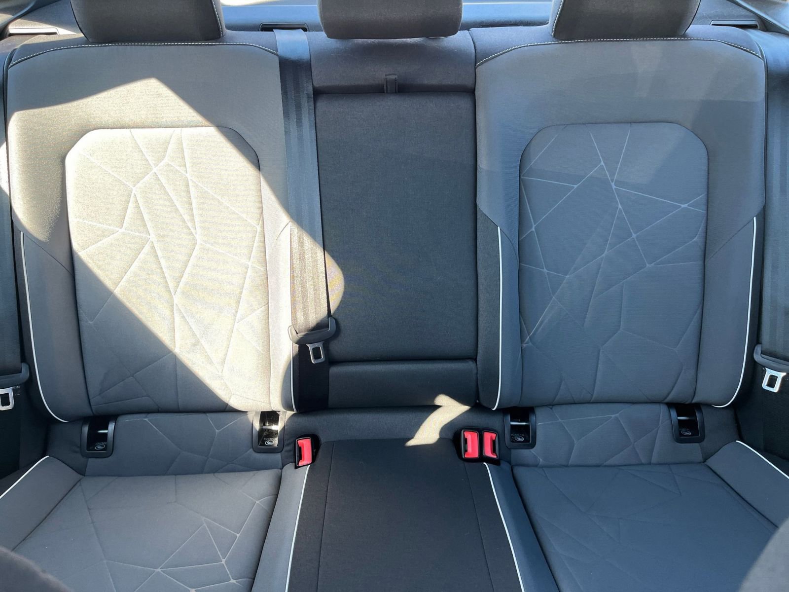 Thumbnail: 2025 Volkswagen Jetta - 34