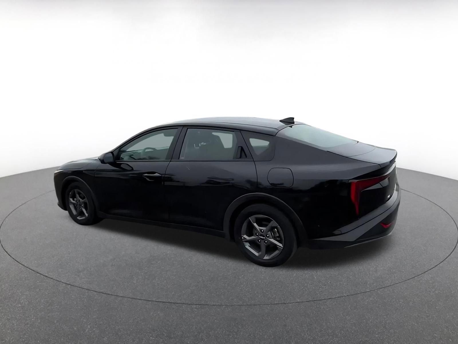 Thumbnail: 2025 Kia K4 - 10