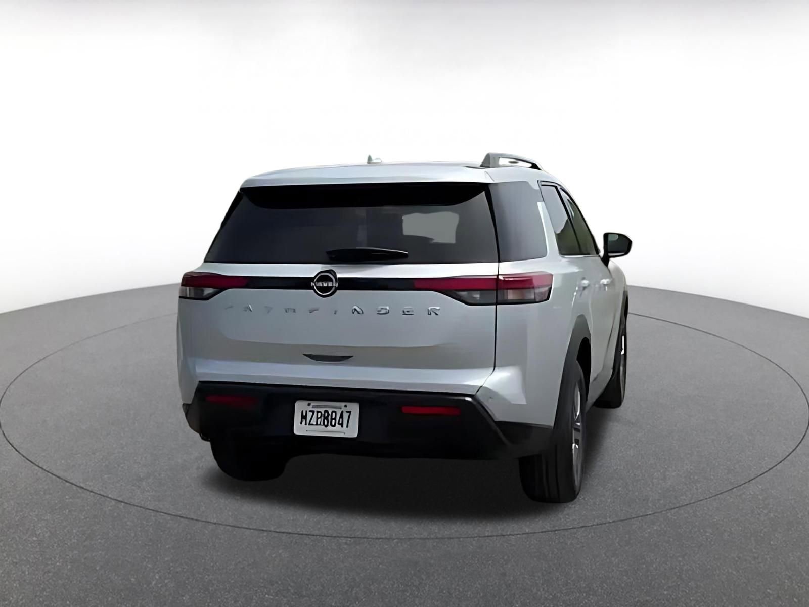 Thumbnail: 2025 Nissan Pathfinder - 11