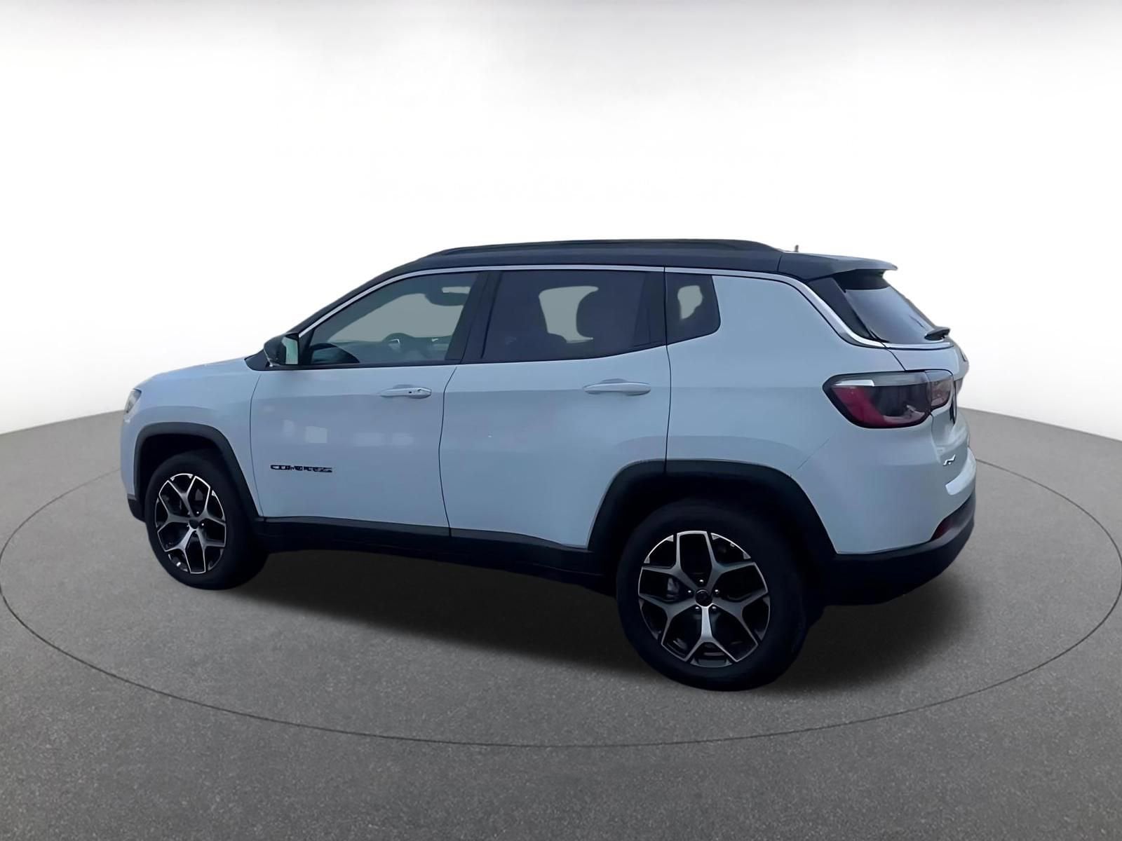 Thumbnail: 2025 Jeep Compass - 10