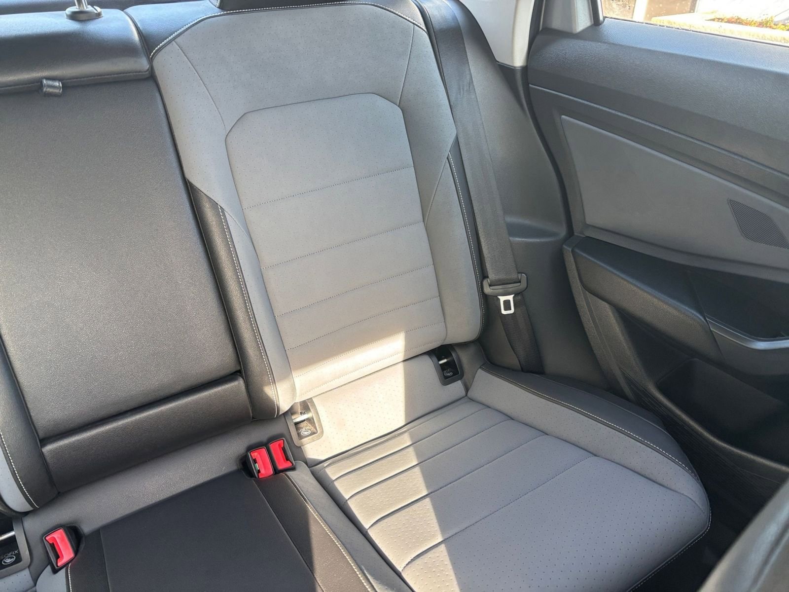 Thumbnail: 2025 Volkswagen Jetta - 34