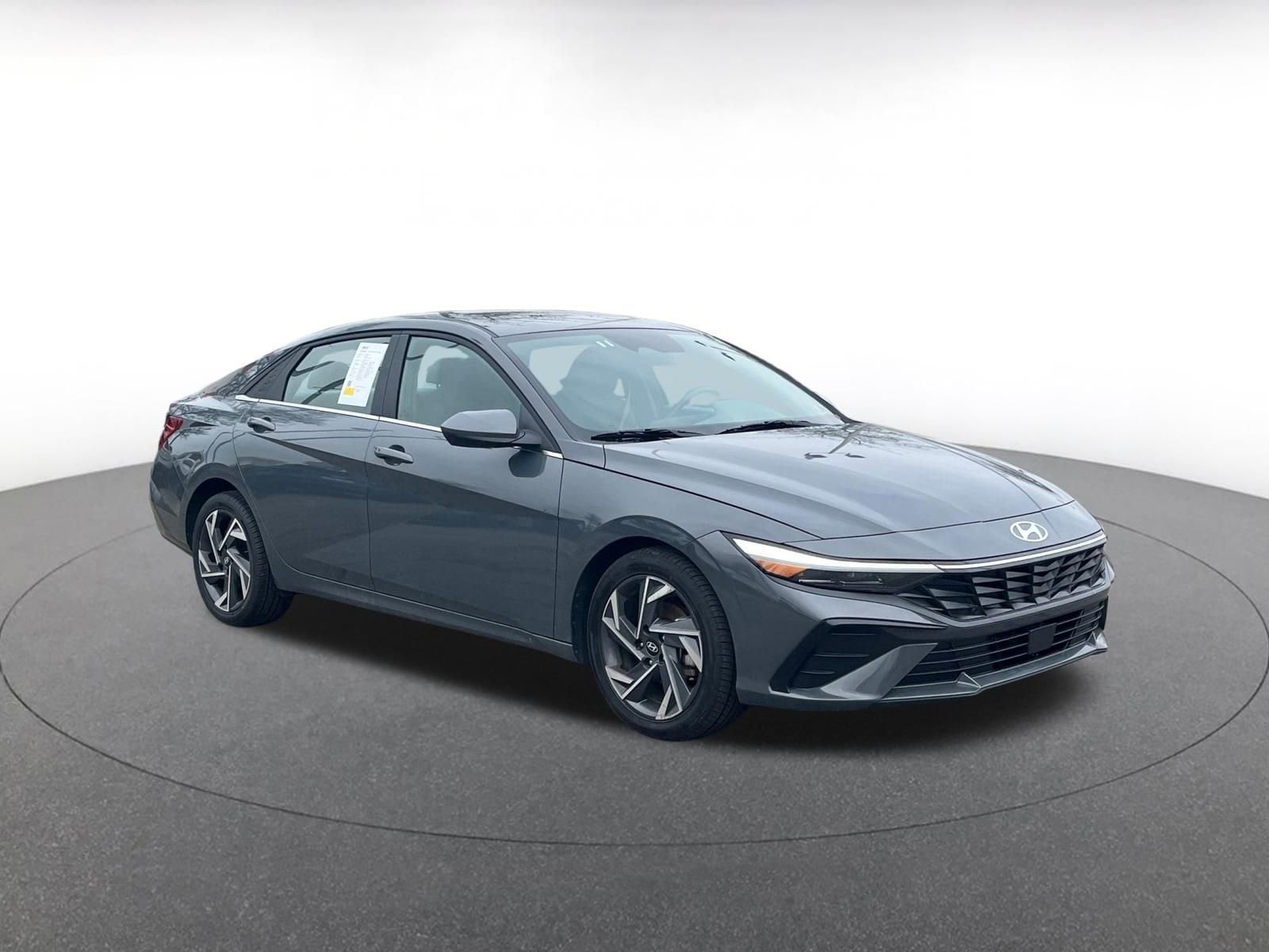 Thumbnail: 2025 Hyundai Elantra - 1