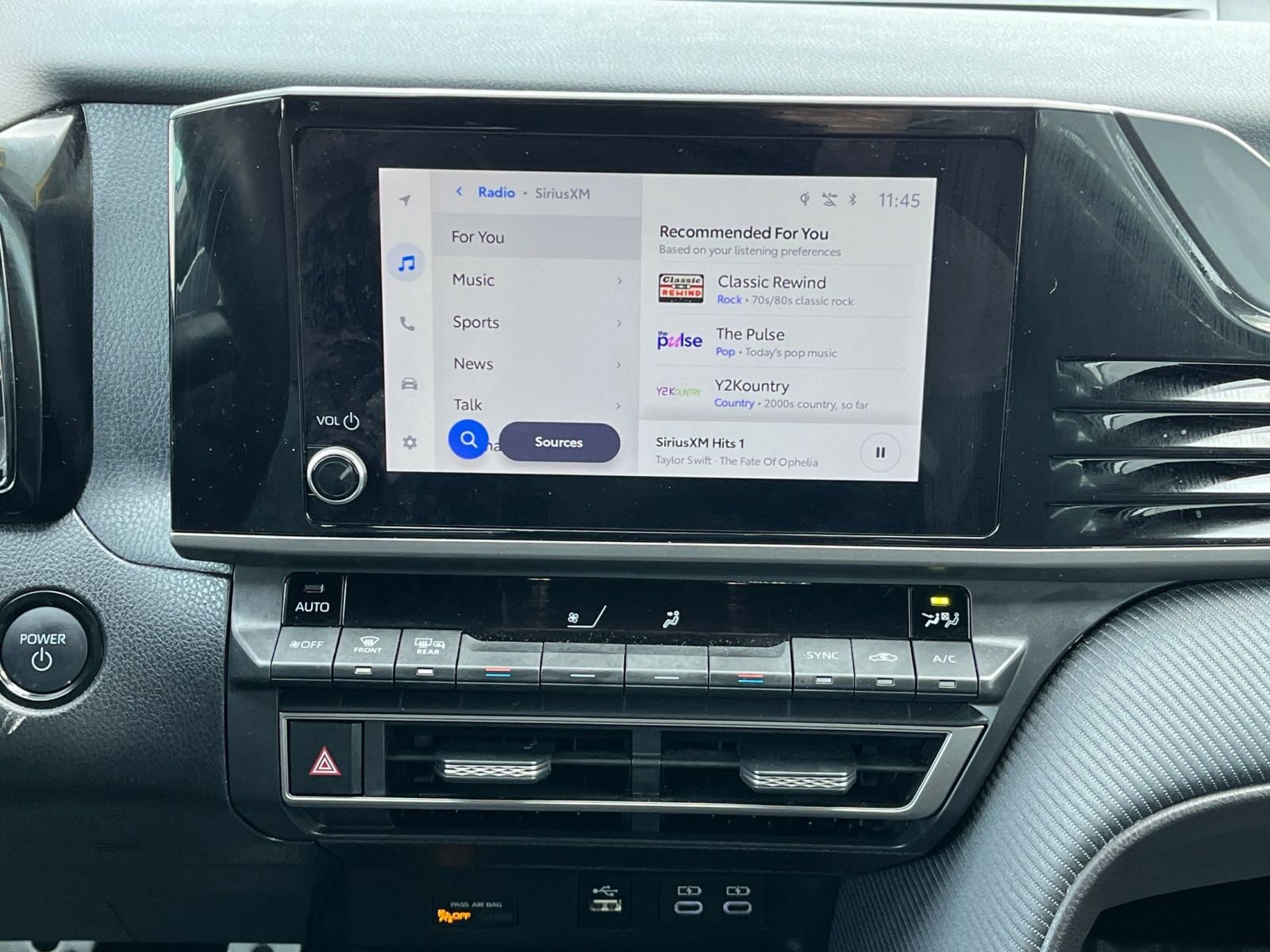 Thumbnail: 2025 Toyota Camry - 17