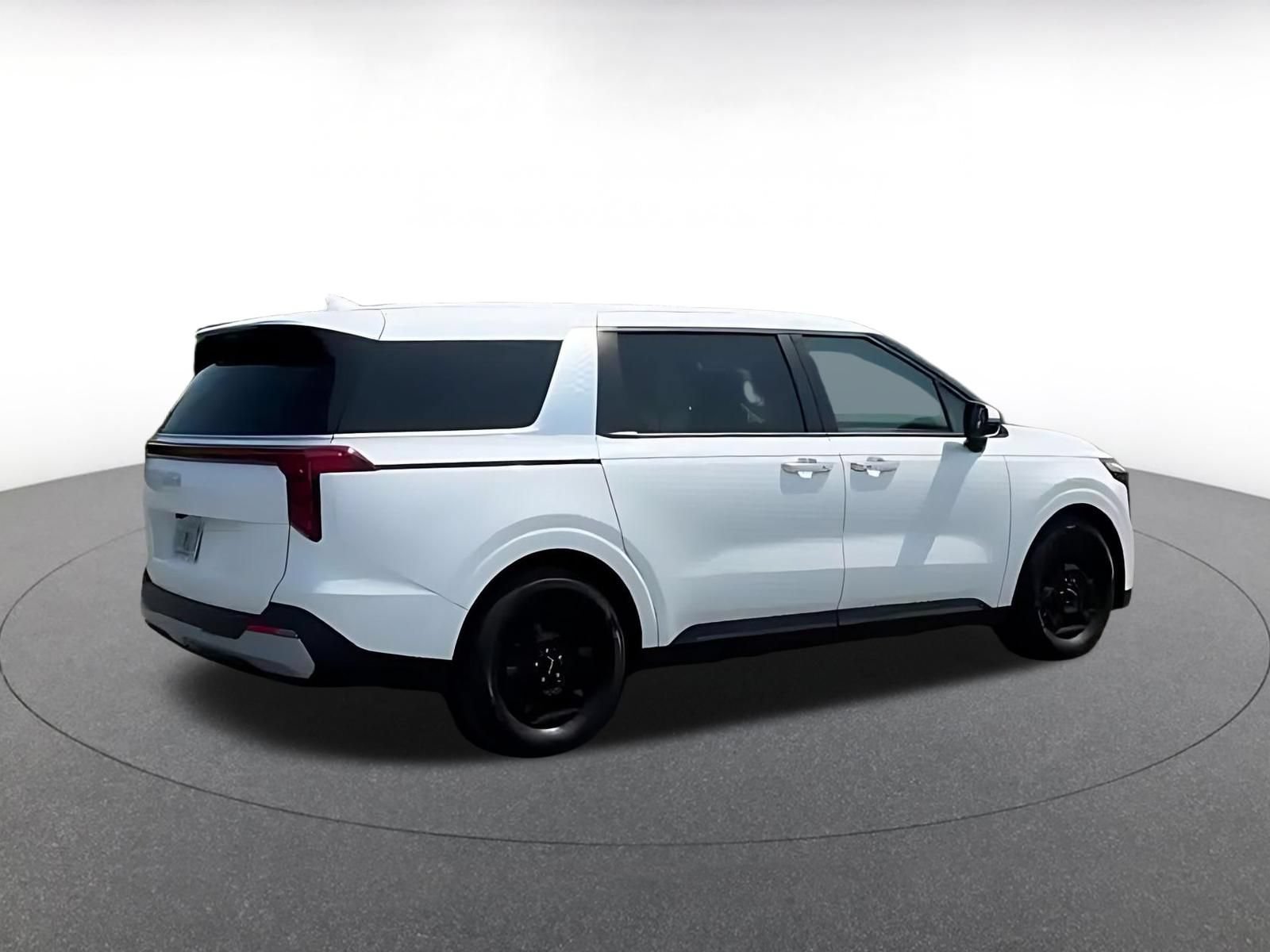 Thumbnail: 2026 Kia Carnival - 8