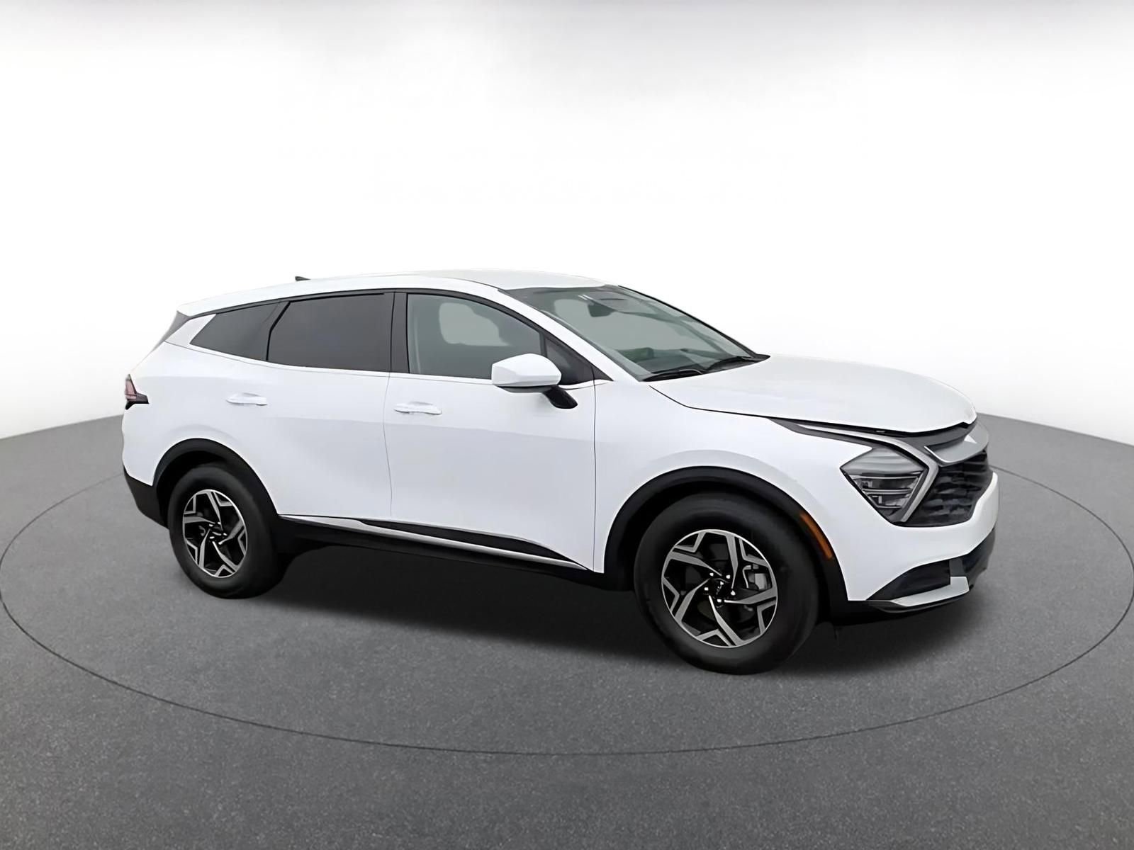 Thumbnail: 2025 Kia Sportage - 2