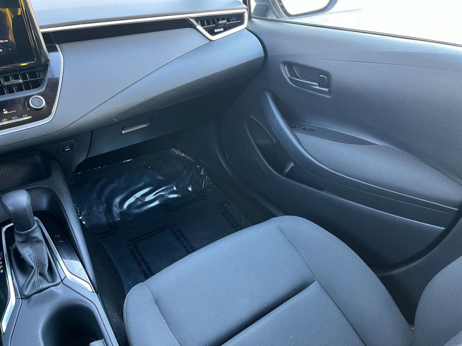 Thumbnail: 2024 Toyota Corolla - 32