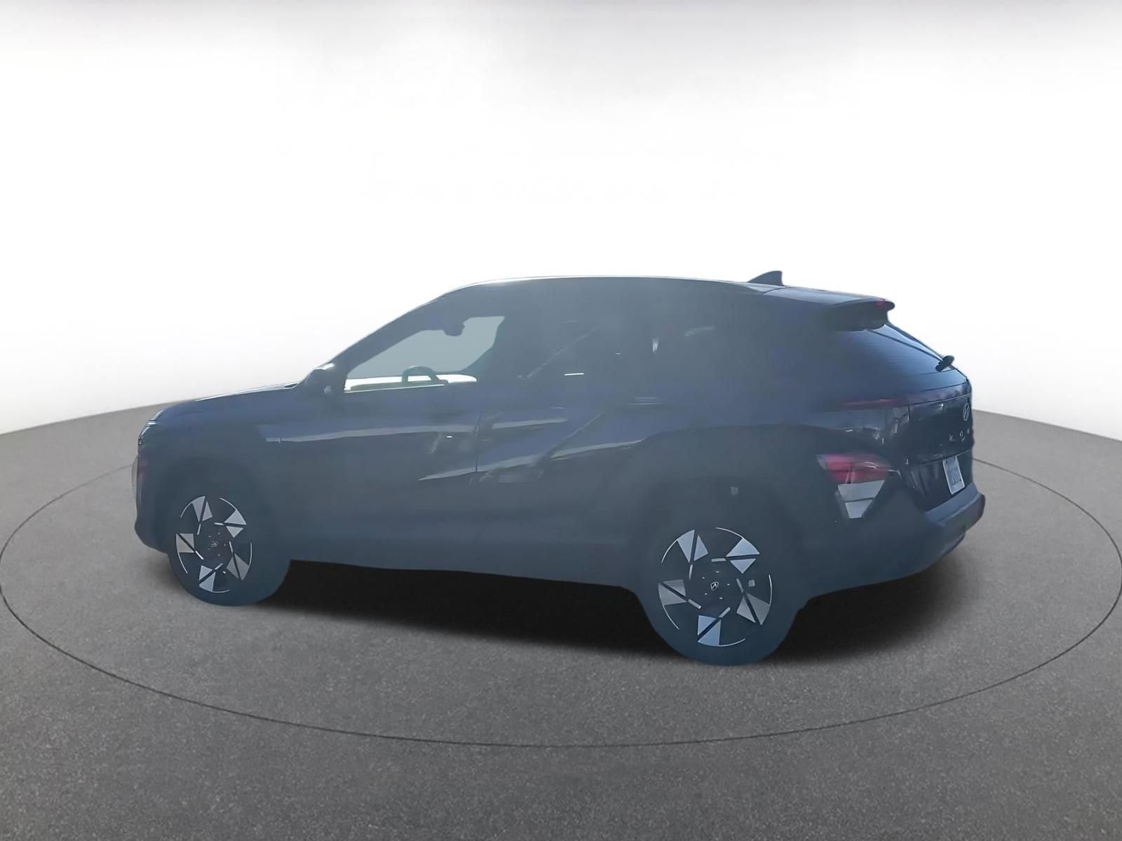 Thumbnail: 2025 Hyundai Kona - 10