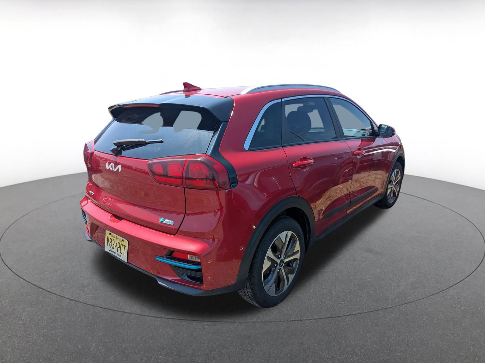 Thumbnail: 2022 Kia Niro - 5
