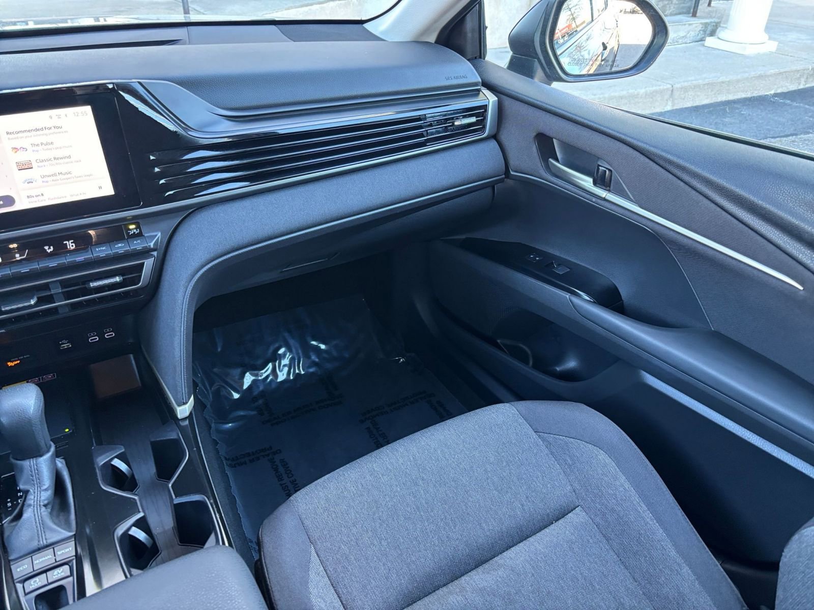 Thumbnail: 2025 Toyota Camry - 31