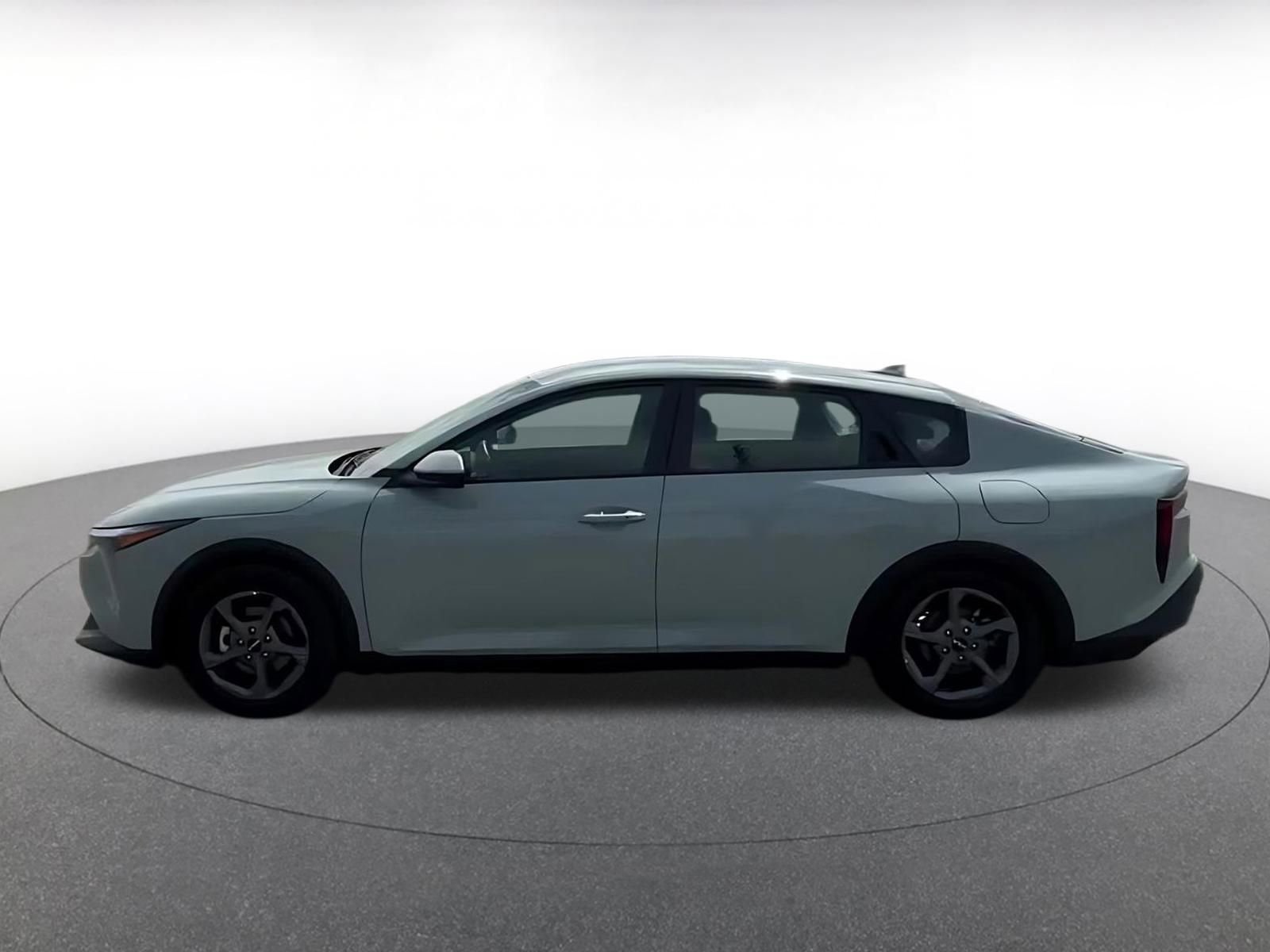 Thumbnail: 2025 Kia K4 - 9