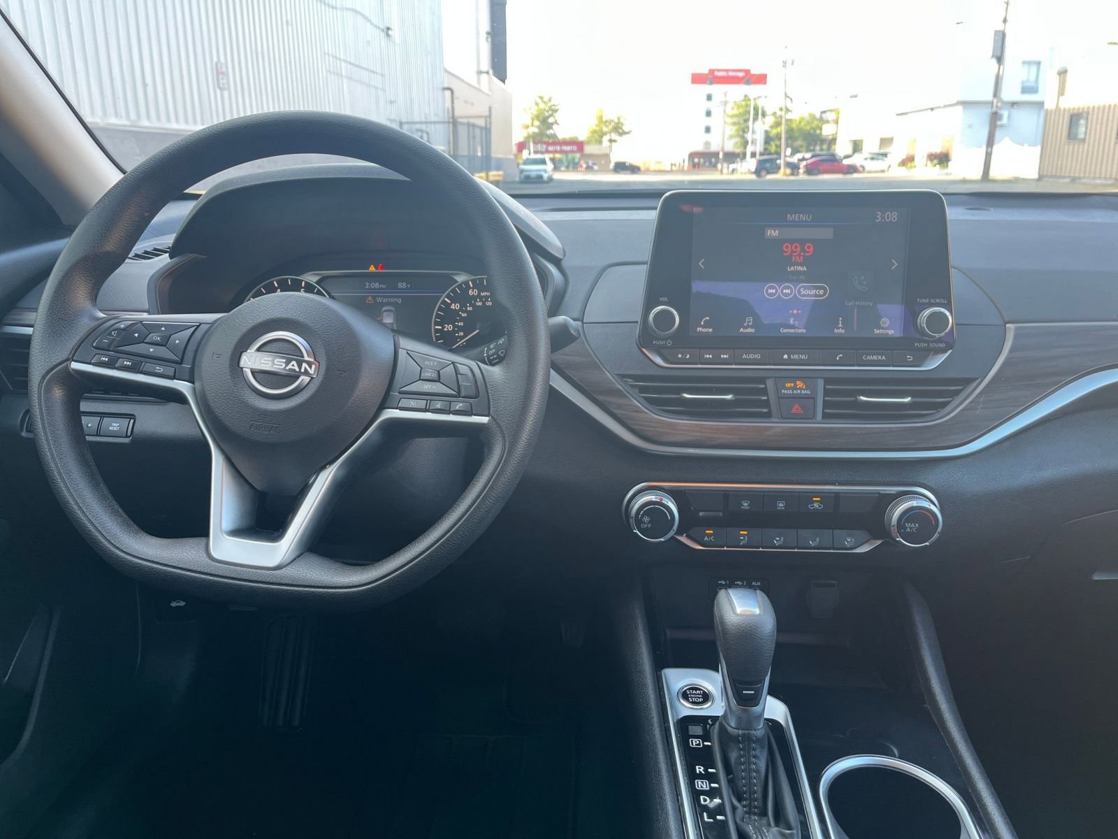 Thumbnail: 2024 Nissan Altima - 18