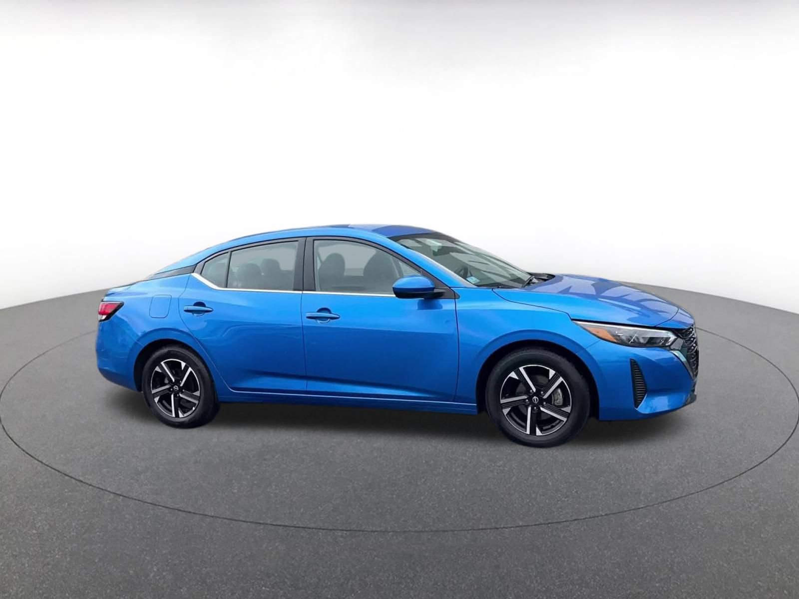 Thumbnail: 2025 Nissan Sentra - 2