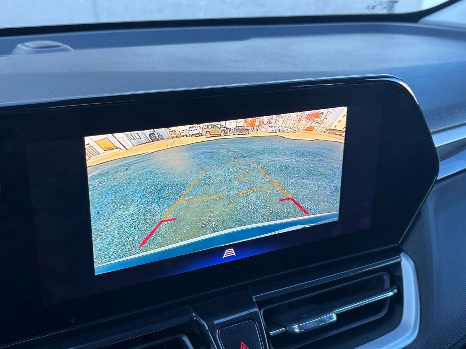 Thumbnail: 2025 Chevrolet TrailBlazer - 17