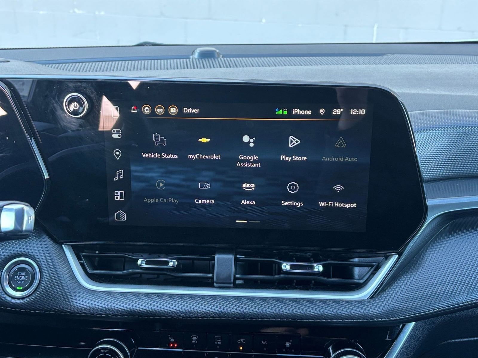 Thumbnail: 2025 Chevrolet Equinox - 18